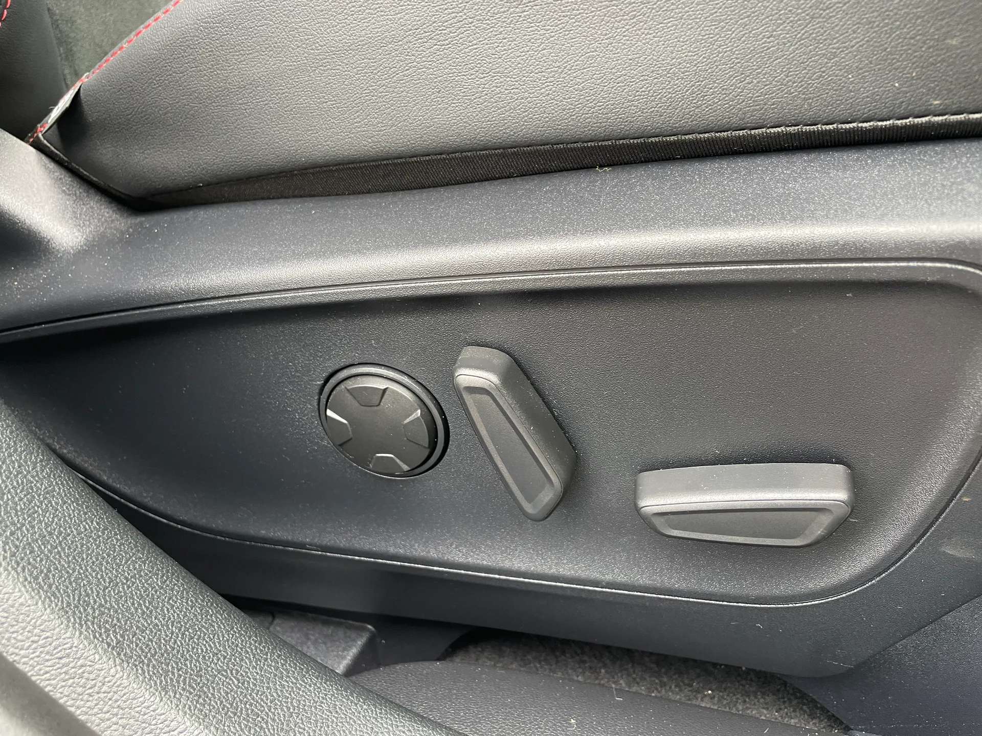 2025 FORD KUGA 2025 FORD KUGA