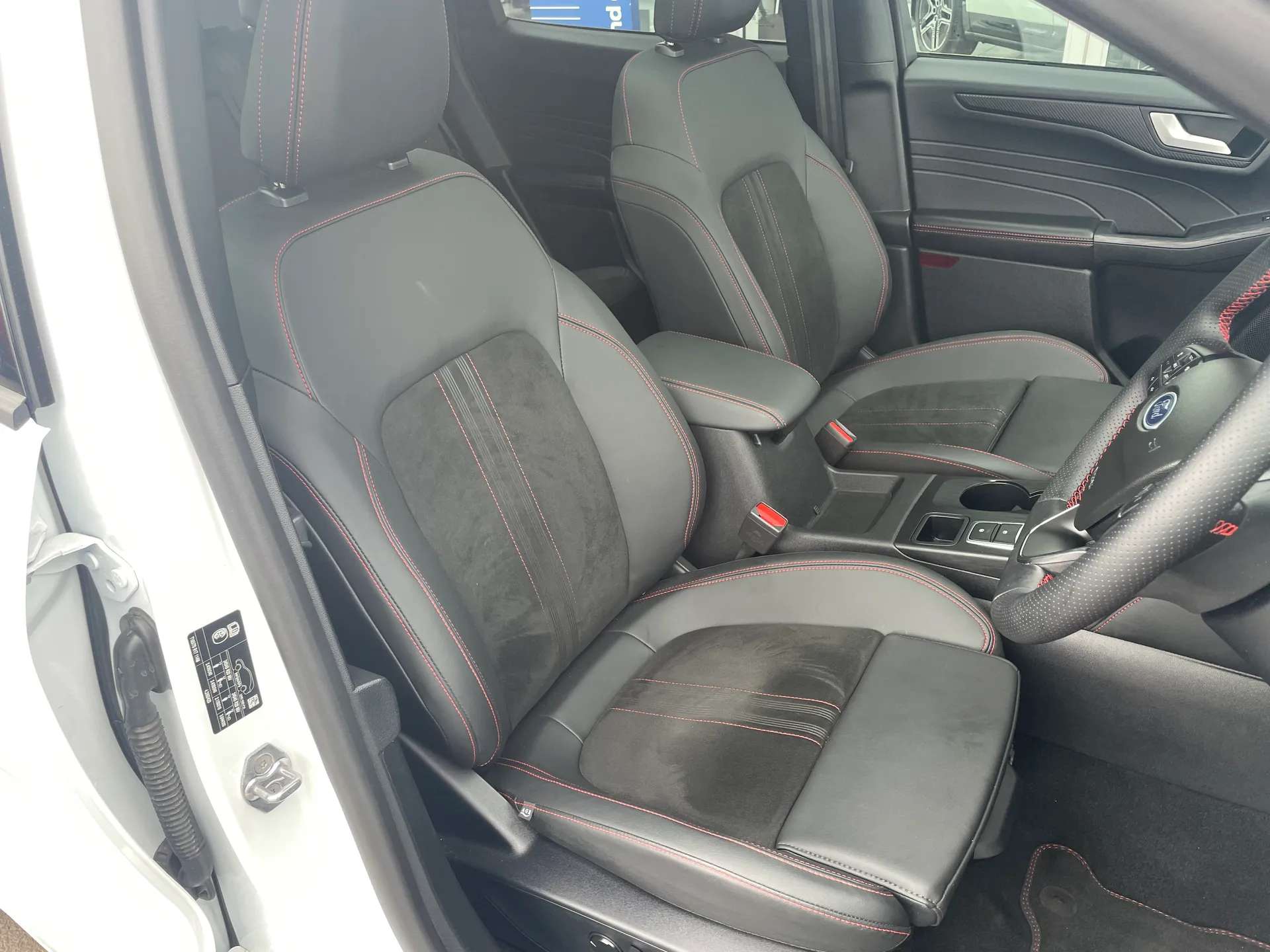 2025 FORD KUGA 2025 FORD KUGA