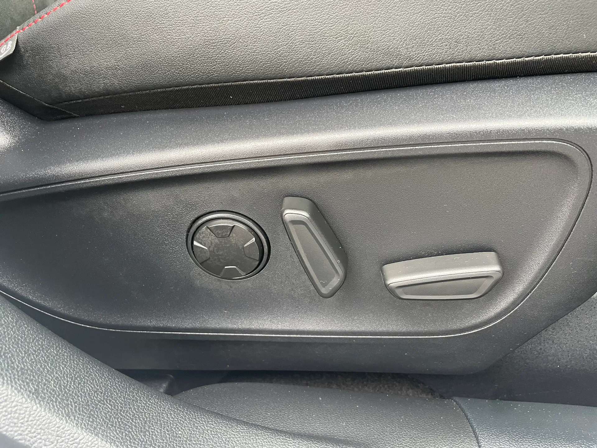 2025 FORD KUGA 2025 FORD KUGA