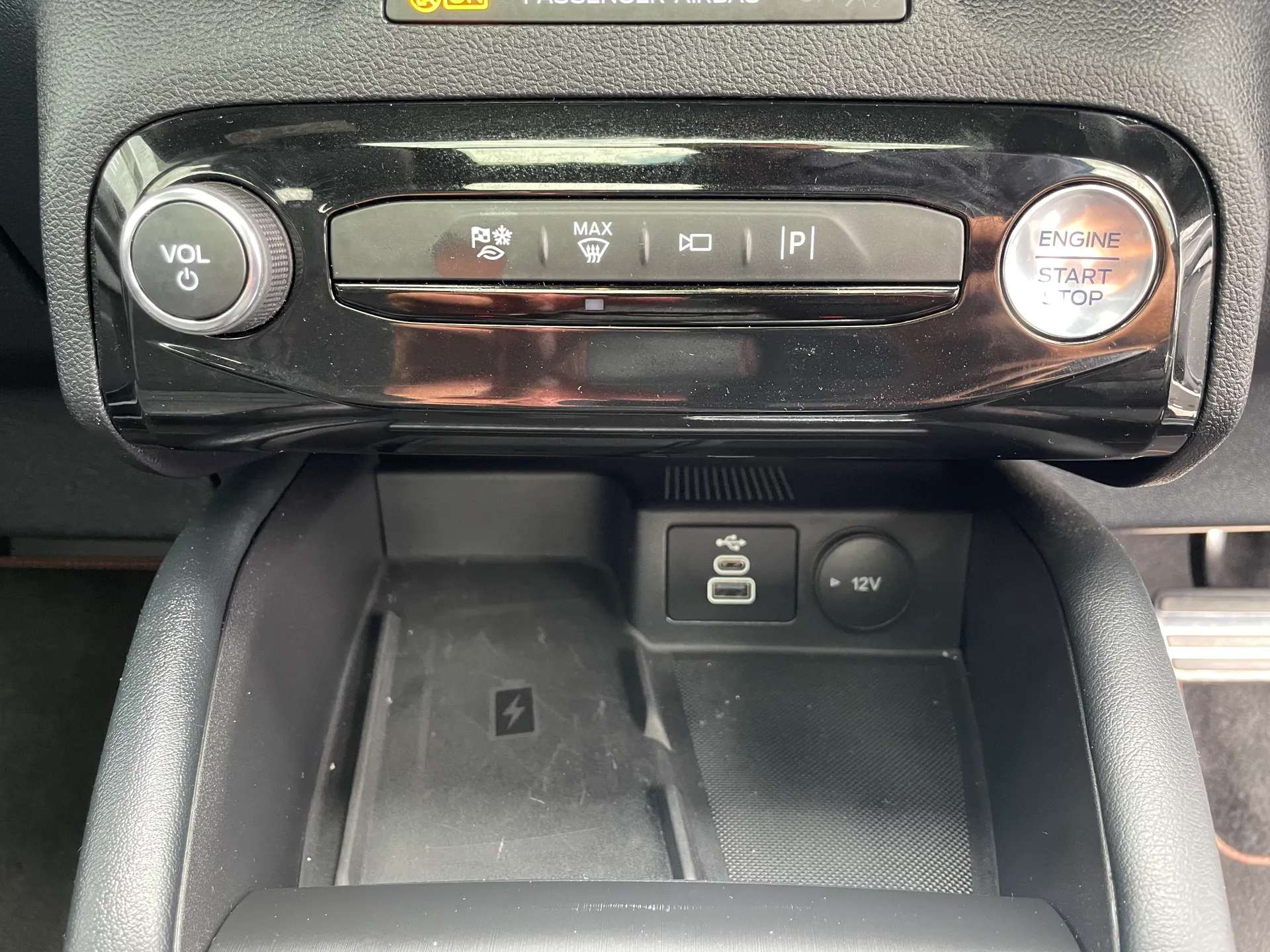 2025 FORD KUGA 2025 FORD KUGA