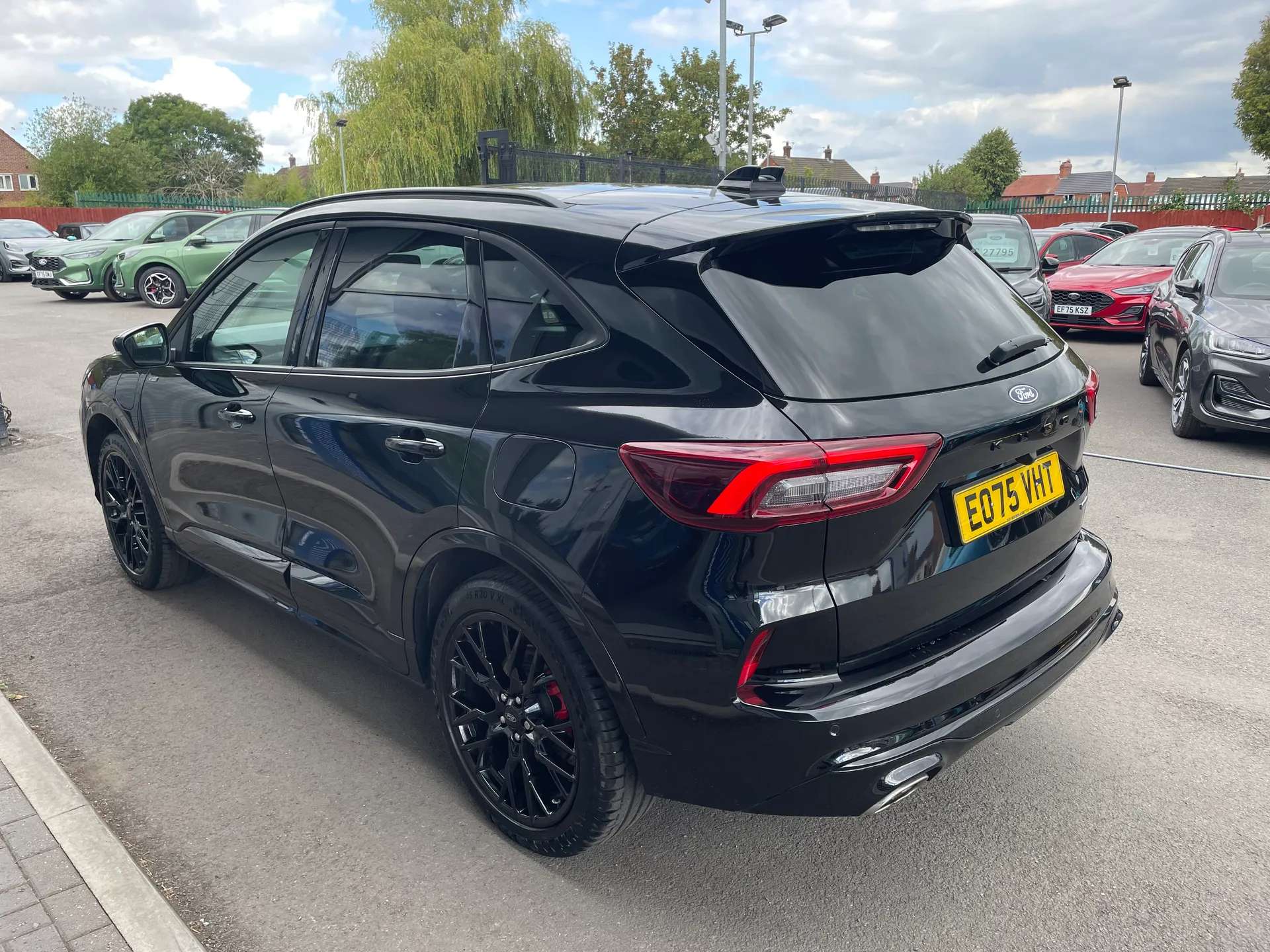 A 2025 FORD KUGA 2.5 PHEV ST-Line X Black Package 5dr CVT A 2025 FORD KUGA 2.5 PHEV ST-Line X Black Package 5dr CVT