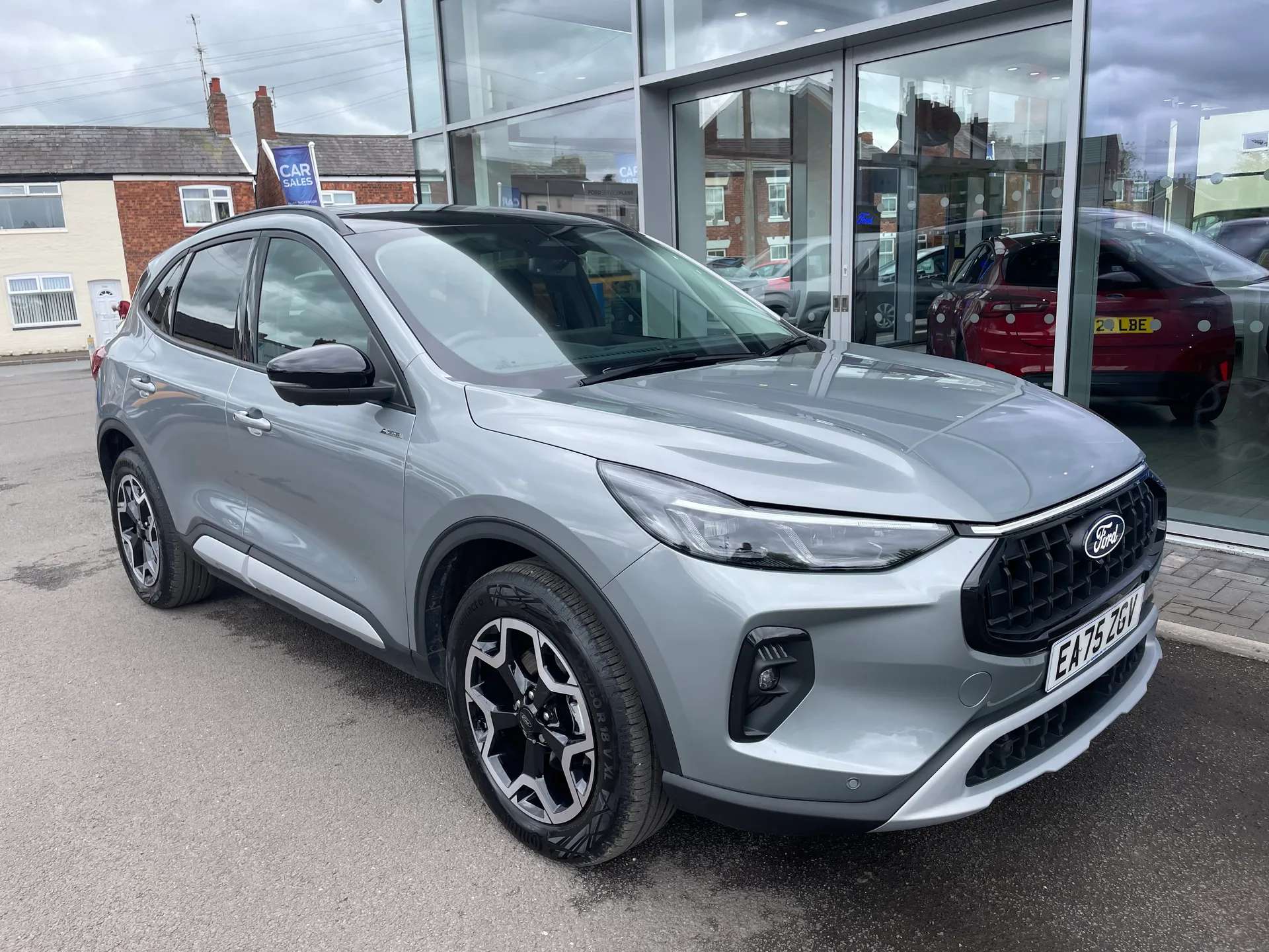 A 2025 FORD KUGA 2.5 PHEV Active 5dr CVT A 2025 FORD KUGA 2.5 PHEV Active 5dr CVT