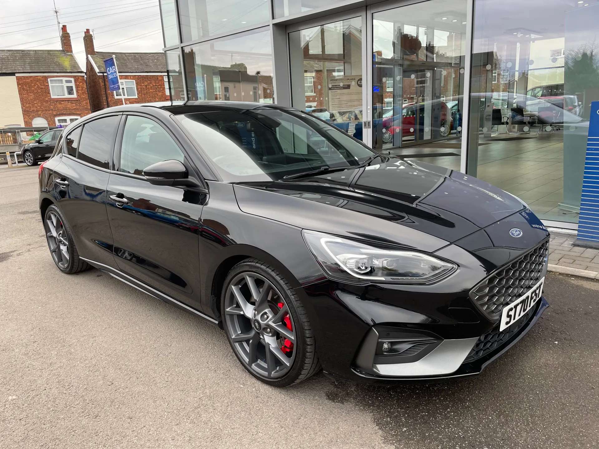 A 2020 FORD FOCUS 2.3 EcoBoost ST 5dr A 2020 FORD FOCUS 2.3 EcoBoost ST 5dr