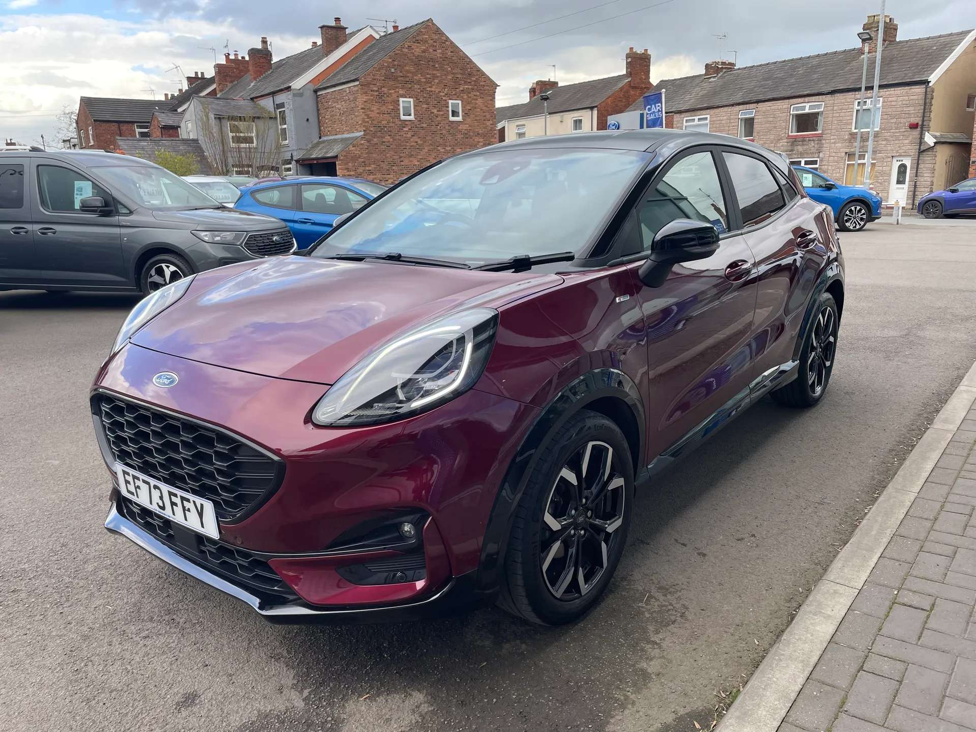 A 2023 FORD PUMA 1.0 EcoBoost Hybrid mHEV Vivid Ruby Edition 5dr A 2023 FORD PUMA 1.0 EcoBoost Hybrid mHEV Vivid Ruby Edition 5dr