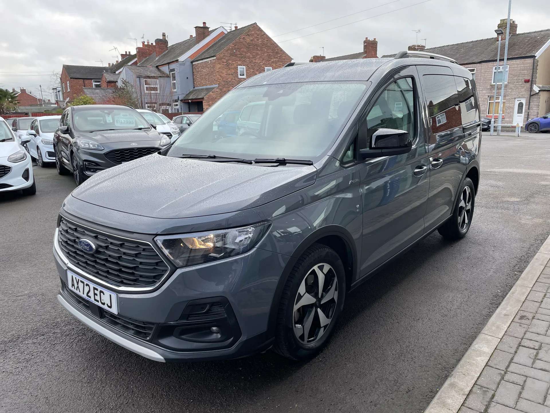 A 2023 FORD TOURNEO CONNECT 2.0 EcoBlue Active 5dr Auto A 2023 FORD TOURNEO CONNECT 2.0 EcoBlue Active 5dr Auto