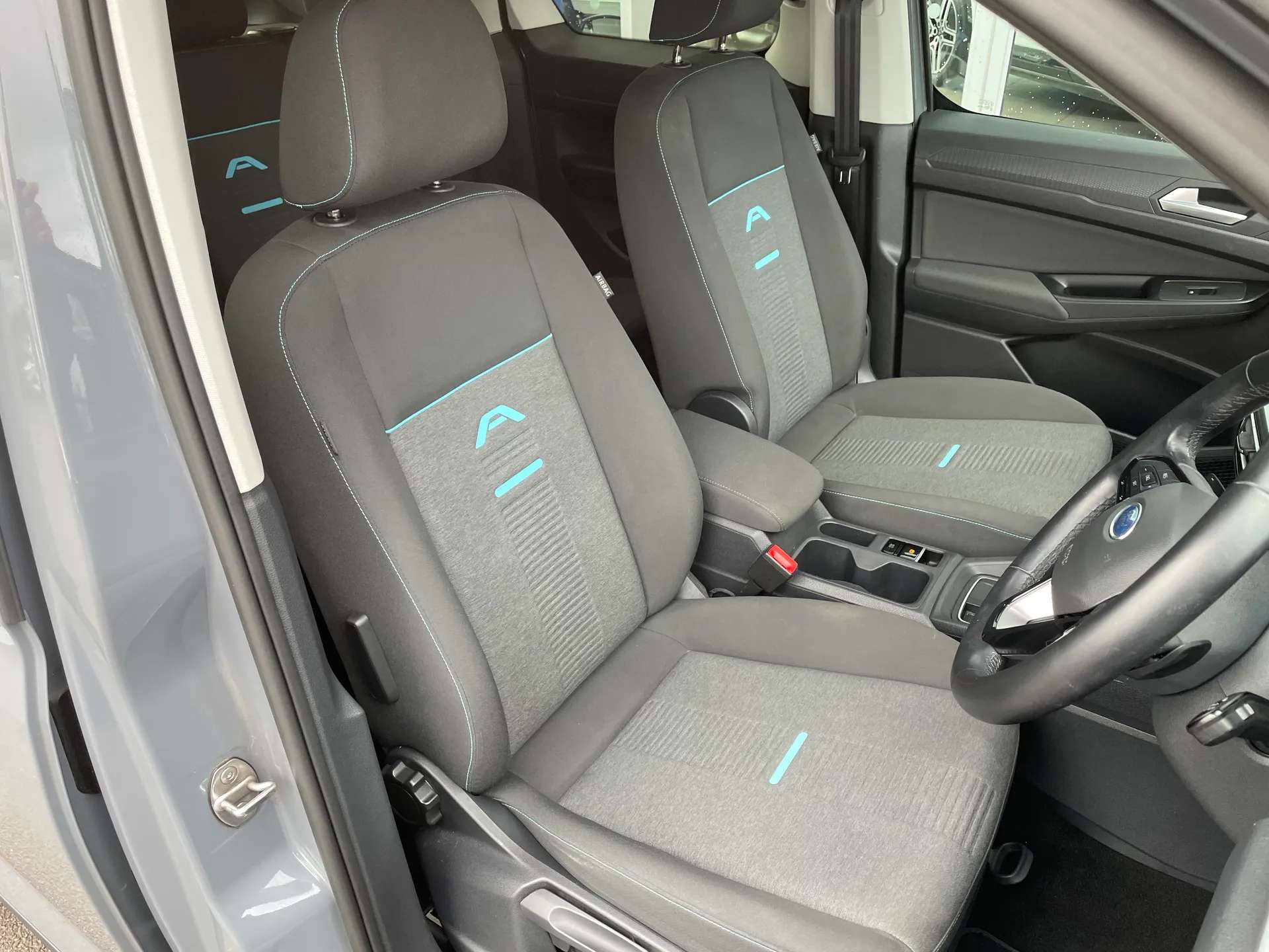 2023 FORD TOURNEO CONNECT 2023 FORD TOURNEO CONNECT