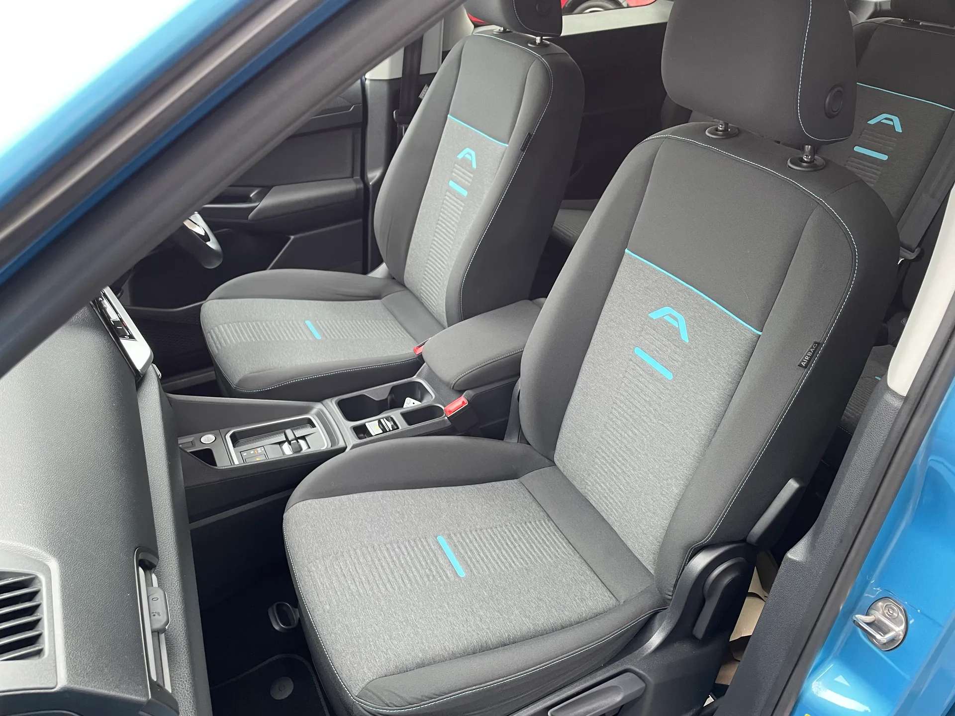 2023 FORD GRAND TOURNEO CONNECT 2023 FORD GRAND TOURNEO CONNECT