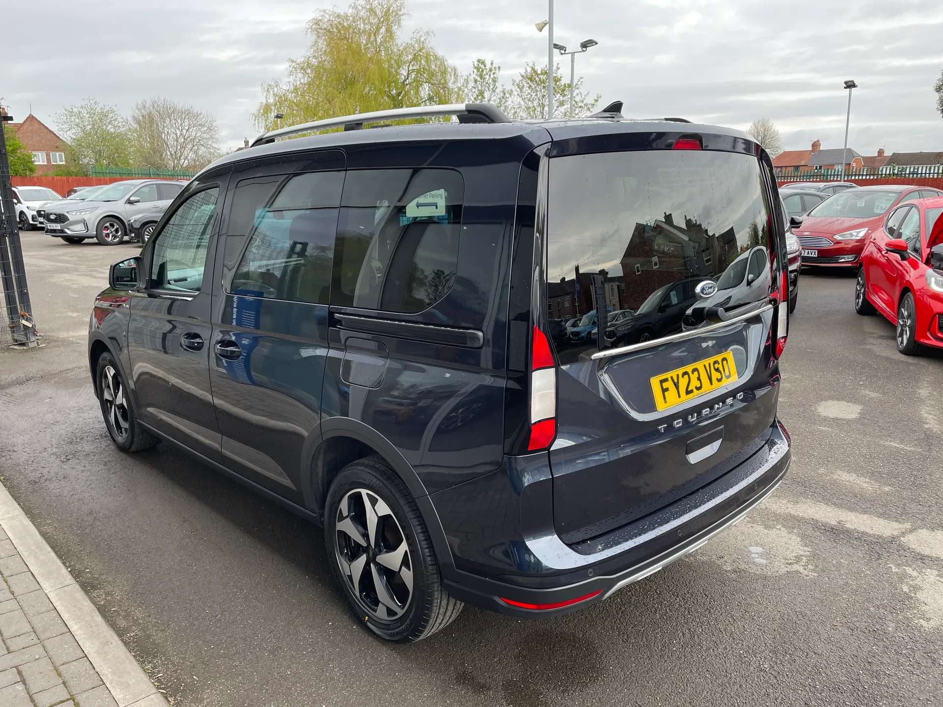 A 2023 FORD TOURNEO CONNECT 2.0 EcoBlue Active 5dr Auto A 2023 FORD TOURNEO CONNECT 2.0 EcoBlue Active 5dr Auto