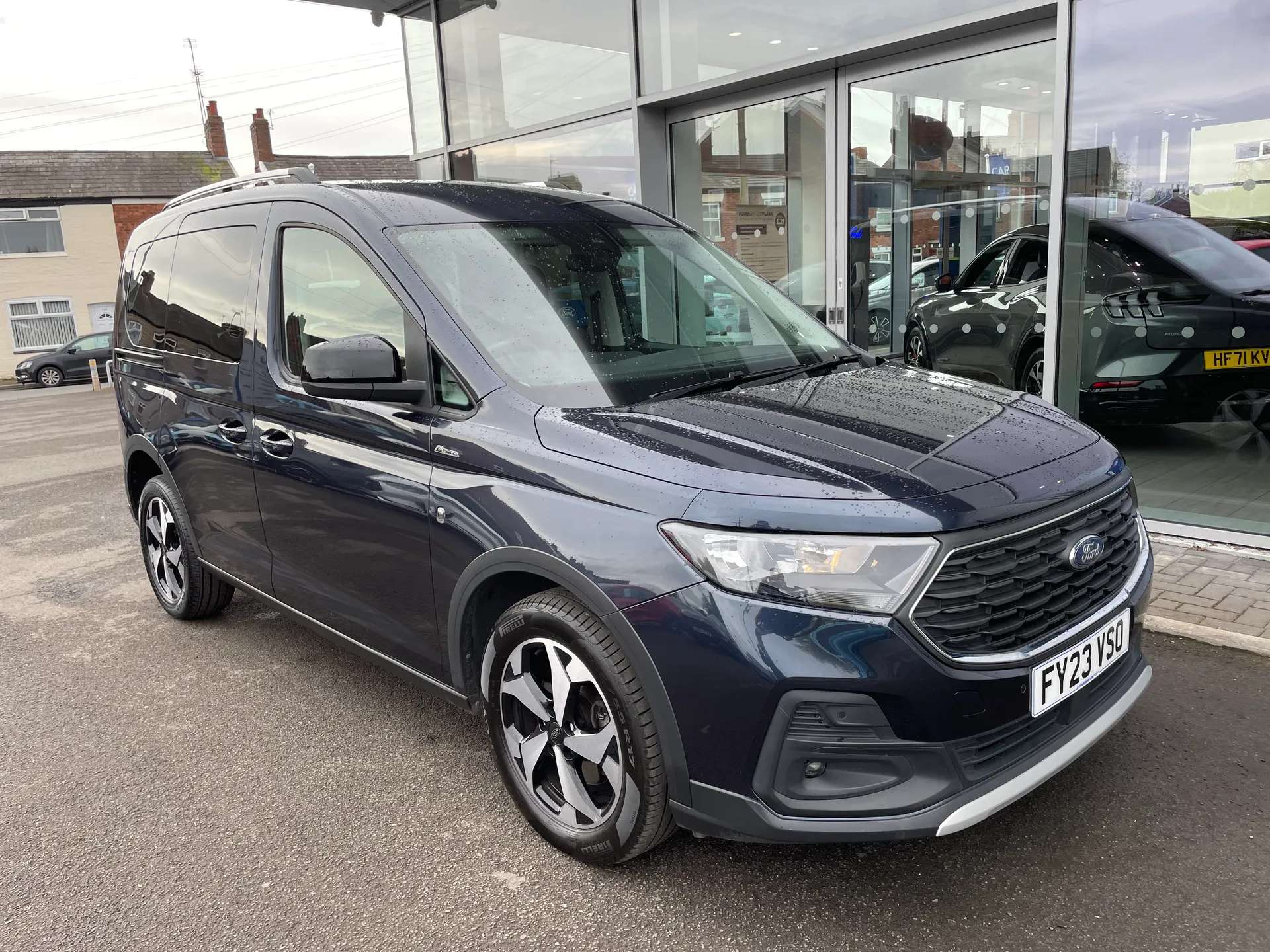 A 2023 FORD TOURNEO CONNECT 2.0 EcoBlue Active 5dr Auto A 2023 FORD TOURNEO CONNECT 2.0 EcoBlue Active 5dr Auto