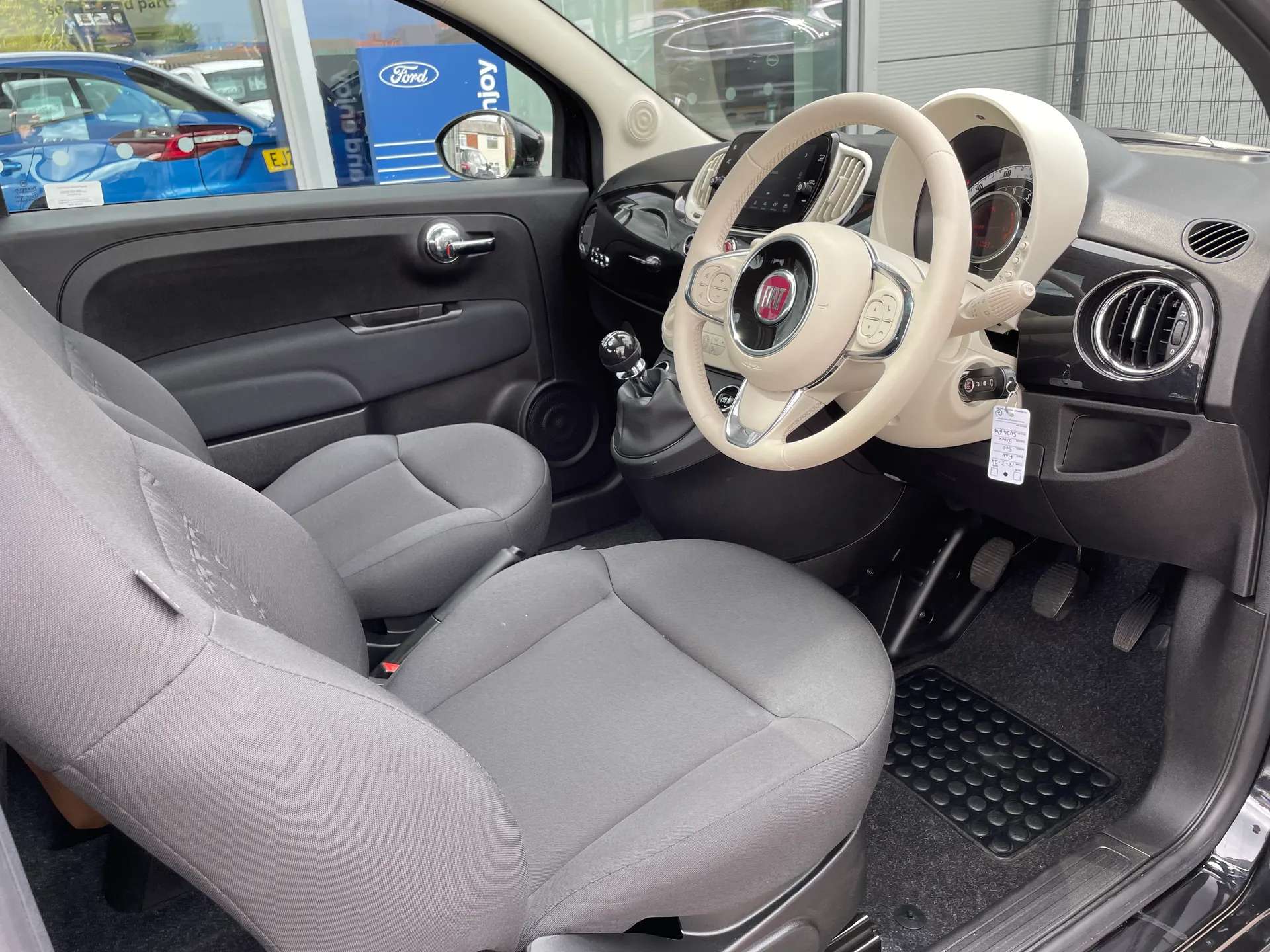 2024 FIAT 500 2024 FIAT 500