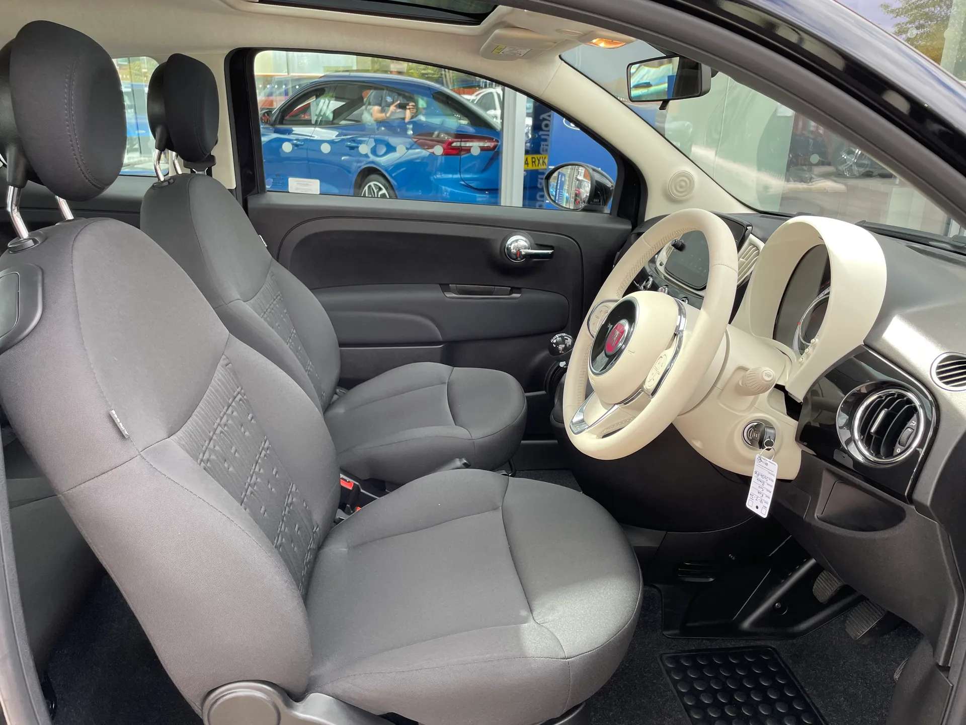 2024 FIAT 500 2024 FIAT 500