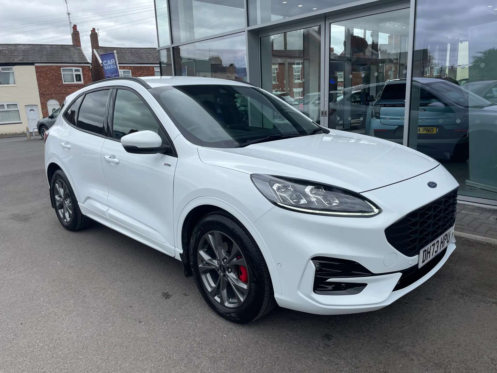 A 2023 FORD KUGA 2.5 FHEV ST-Line Edition 5dr CVT A 2023 FORD KUGA 2.5 FHEV ST-Line Edition 5dr CVT