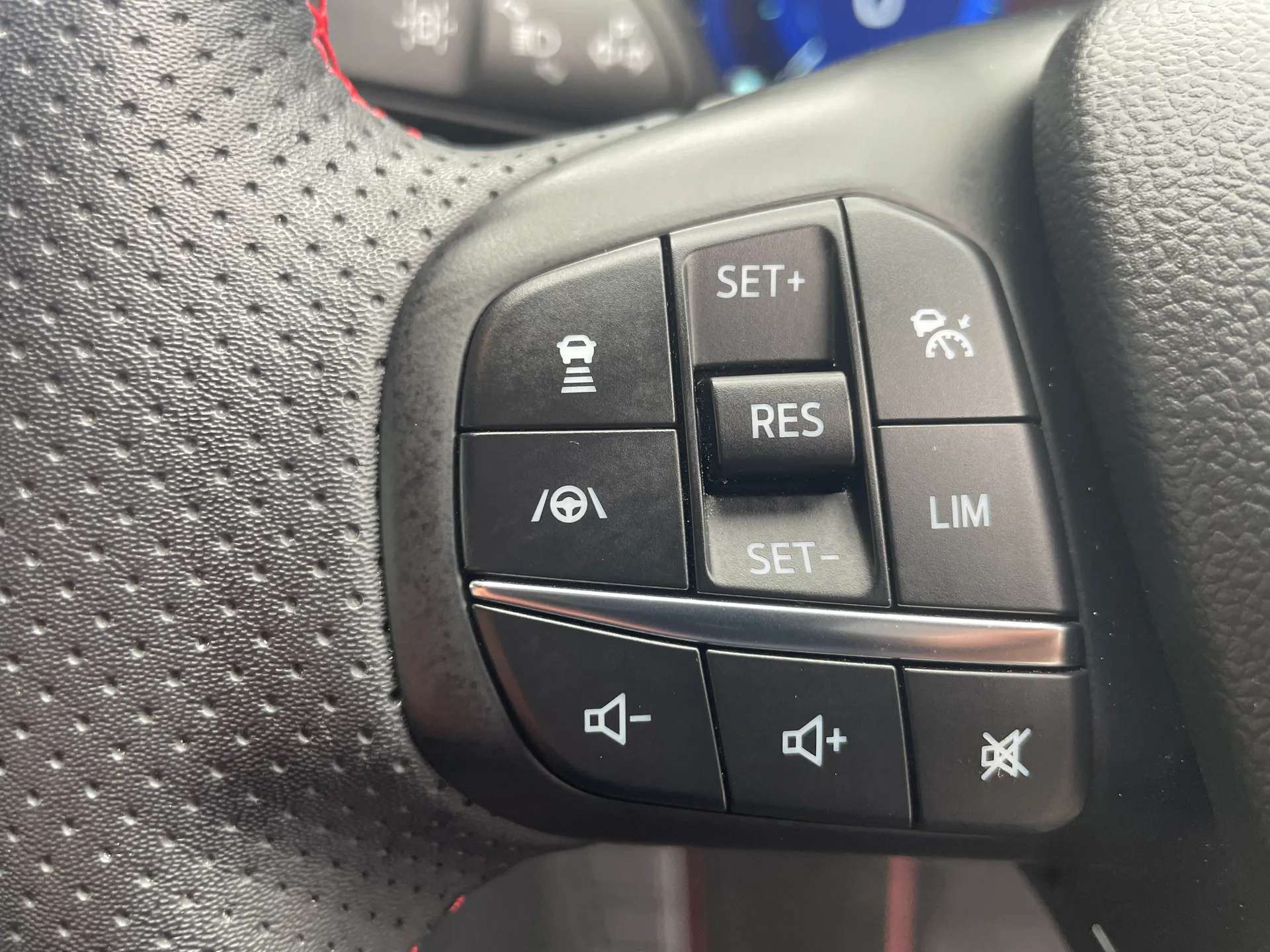 2023 FORD KUGA 2023 FORD KUGA