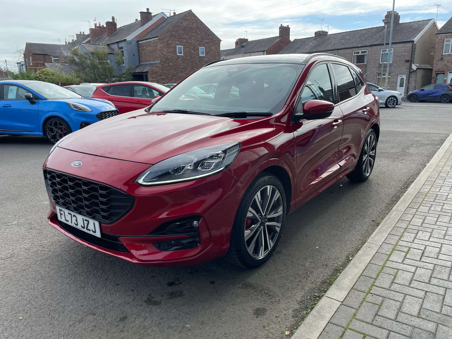 A 2023 FORD KUGA 2.5 FHEV ST-Line X Edition 5dr CVT A 2023 FORD KUGA 2.5 FHEV ST-Line X Edition 5dr CVT