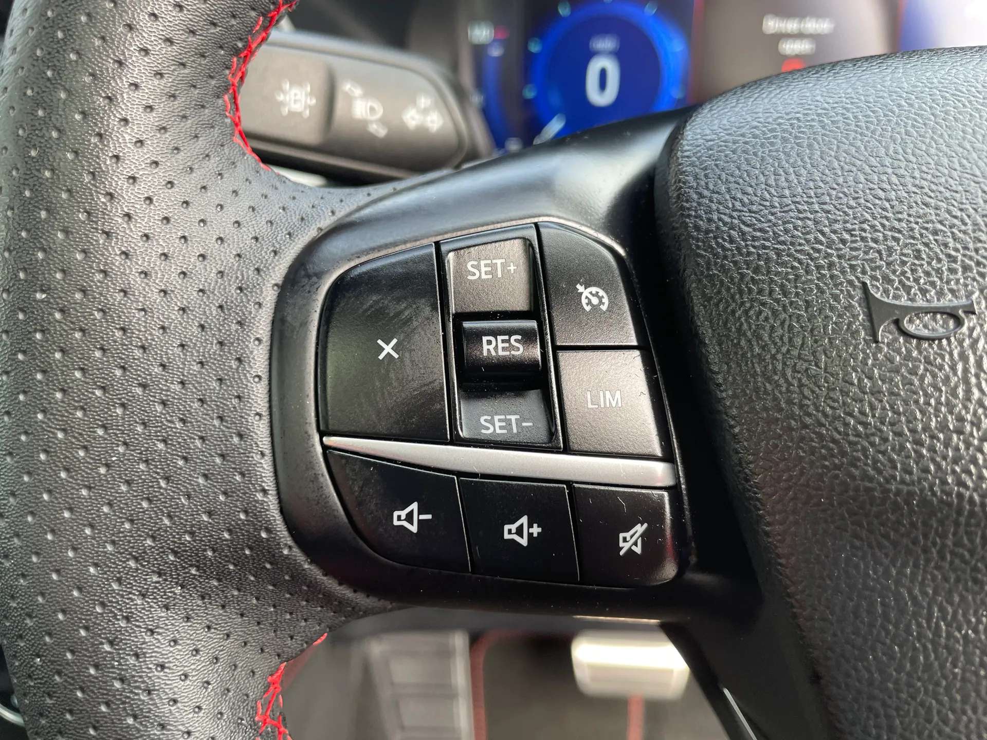 2023 FORD KUGA 2023 FORD KUGA