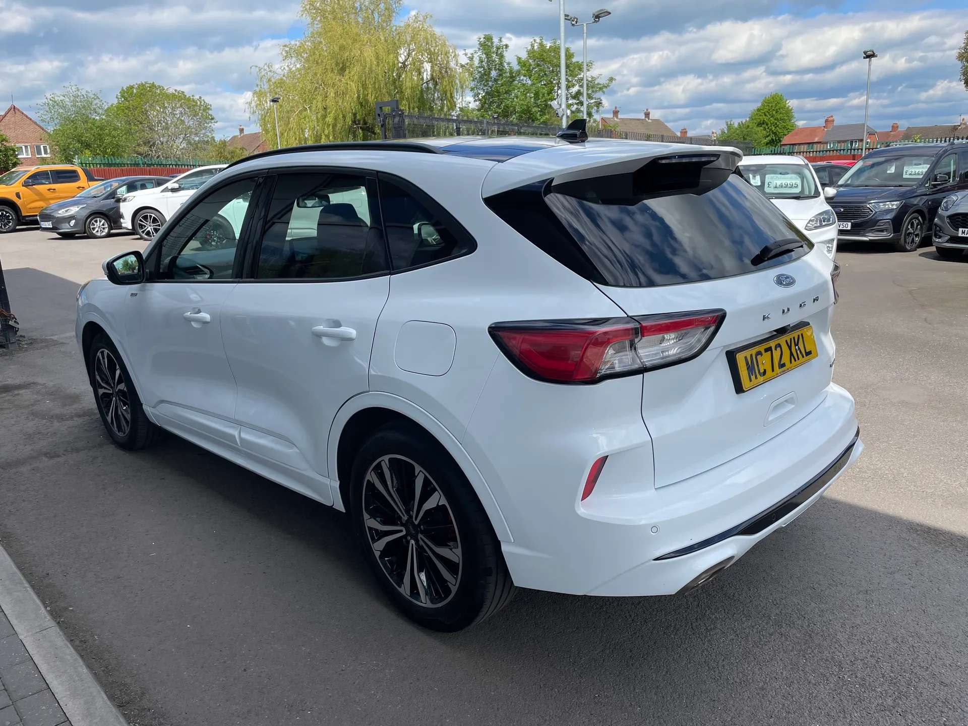 A 2023 FORD KUGA 2.5 FHEV ST-Line X Edition 5dr CVT A 2023 FORD KUGA 2.5 FHEV ST-Line X Edition 5dr CVT