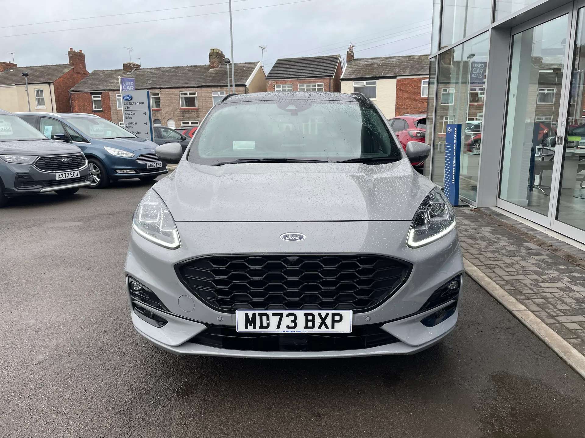 A 2023 FORD KUGA 2.5 FHEV Graphite Tech Edition 5dr CVT A 2023 FORD KUGA 2.5 FHEV Graphite Tech Edition 5dr CVT