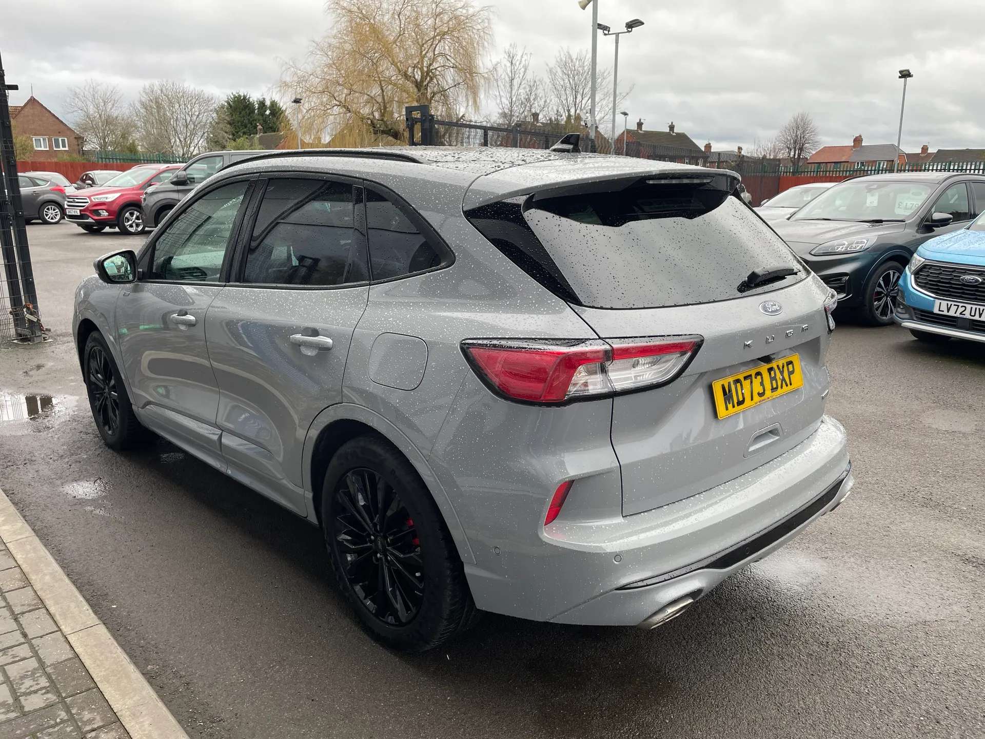 A 2023 FORD KUGA 2.5 FHEV Graphite Tech Edition 5dr CVT A 2023 FORD KUGA 2.5 FHEV Graphite Tech Edition 5dr CVT