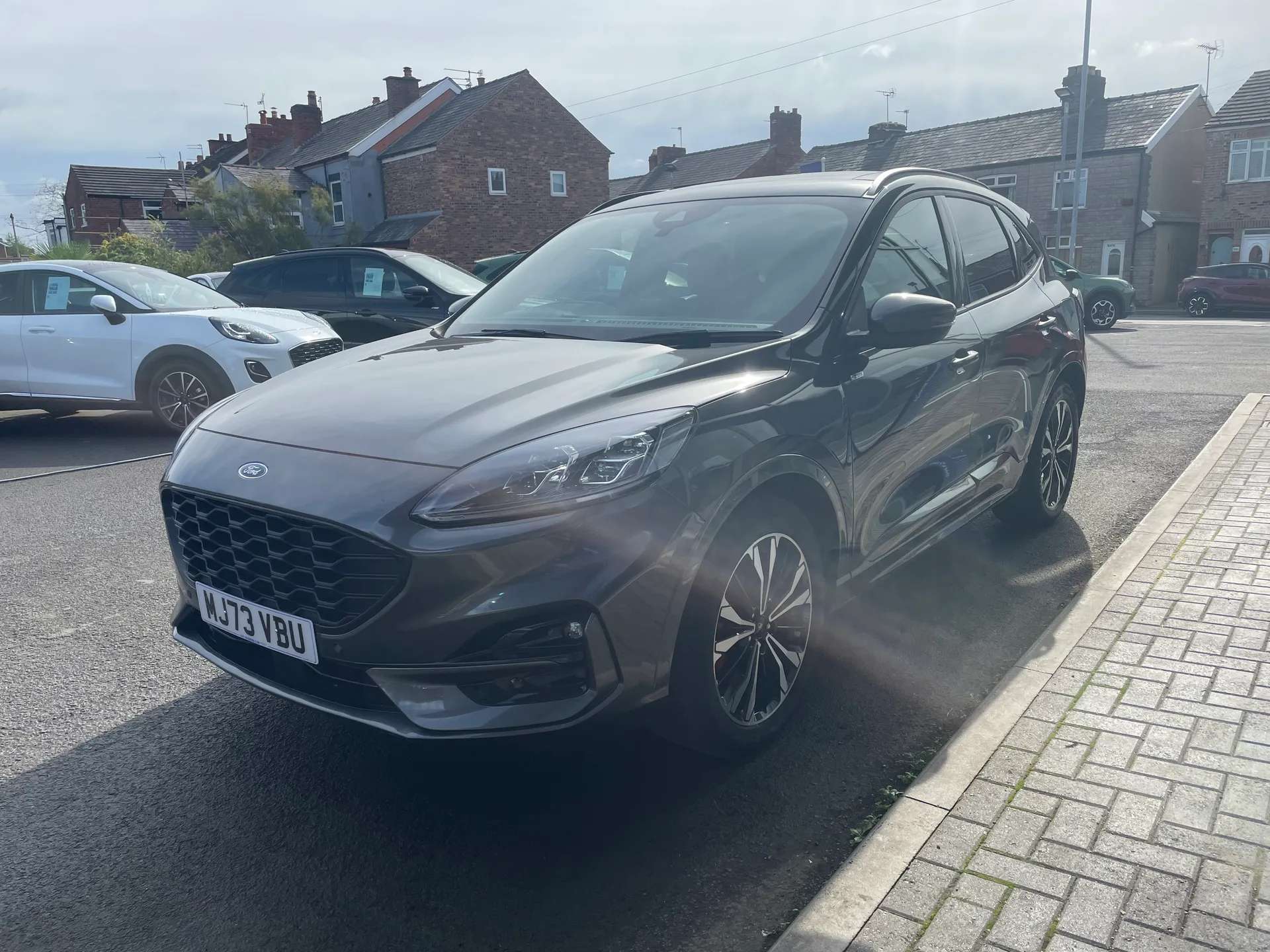 A 2023 FORD KUGA 2.5 FHEV ST-Line X Edition 5dr CVT A 2023 FORD KUGA 2.5 FHEV ST-Line X Edition 5dr CVT