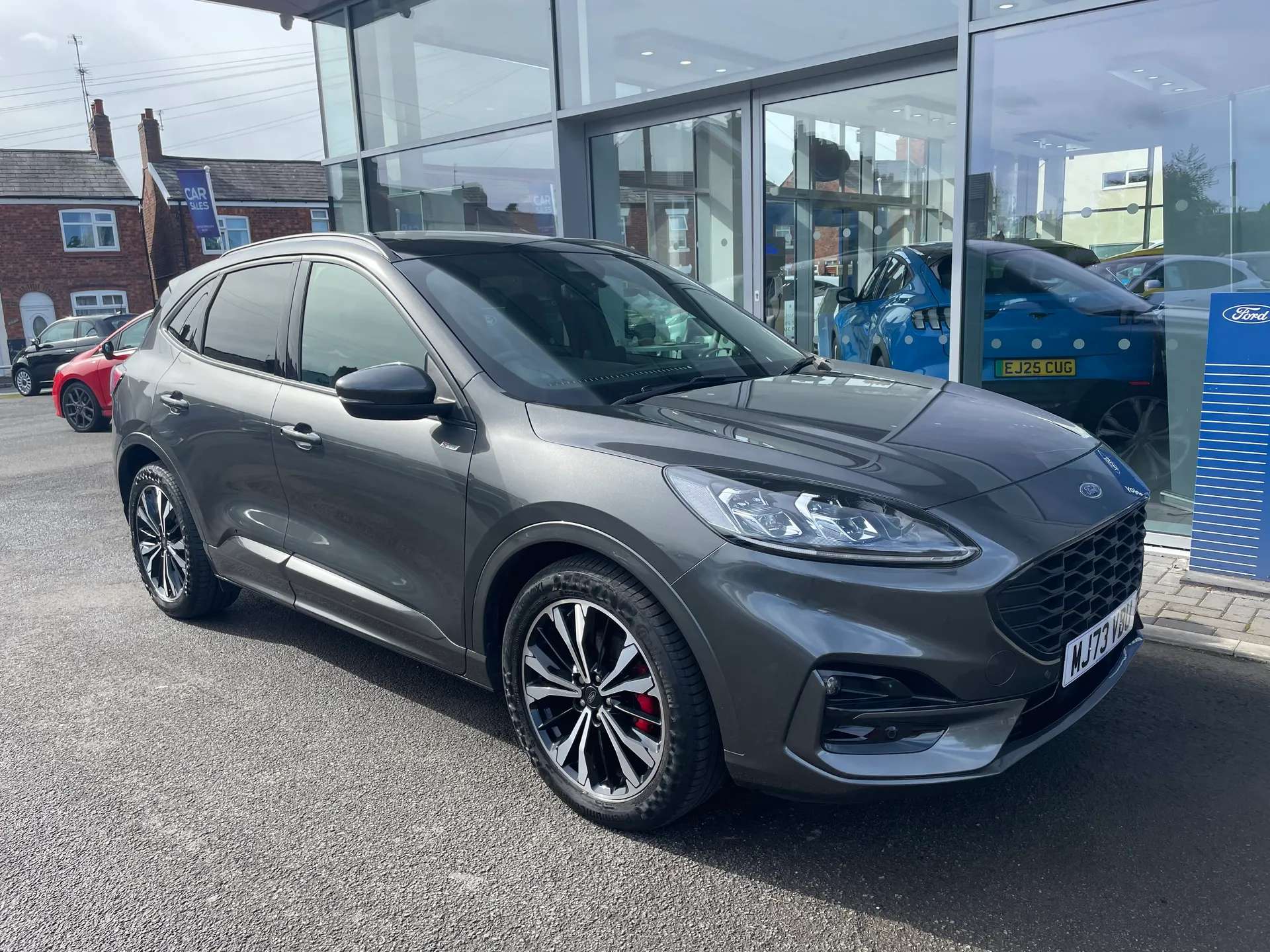 A 2023 FORD KUGA 2.5 FHEV ST-Line X Edition 5dr CVT A 2023 FORD KUGA 2.5 FHEV ST-Line X Edition 5dr CVT