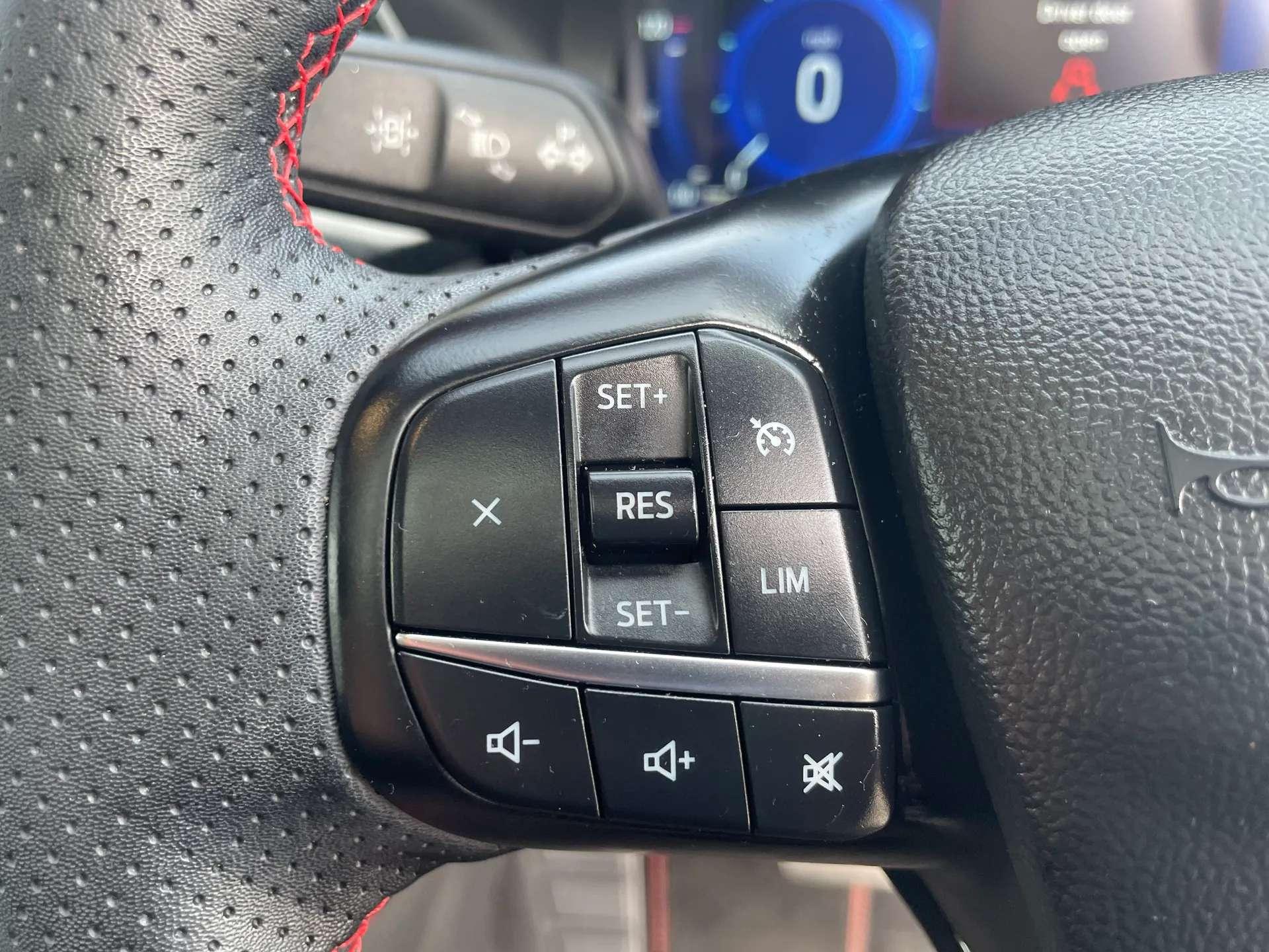2023 FORD KUGA 2023 FORD KUGA