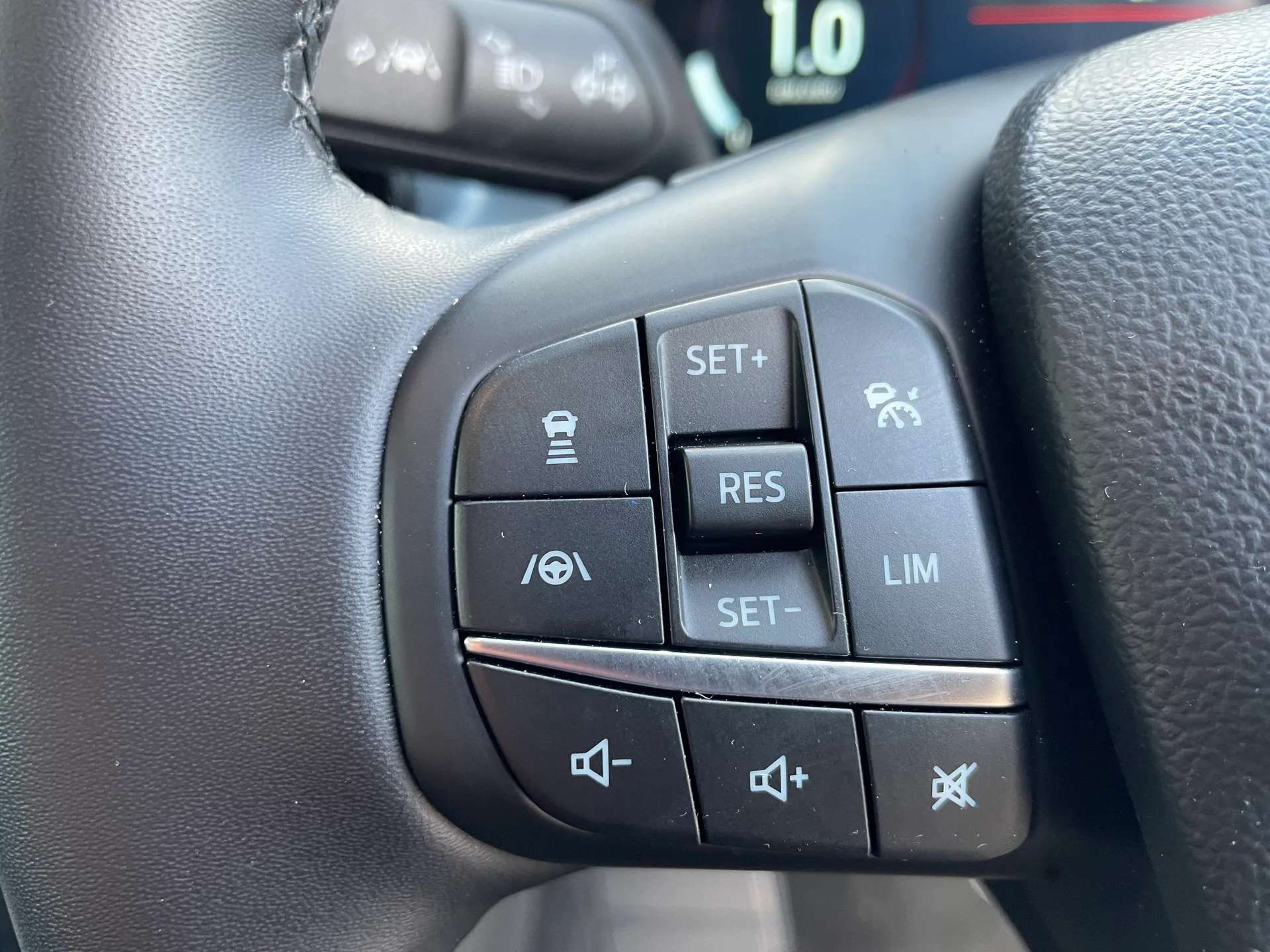 2025 FORD FOCUS 2025 FORD FOCUS