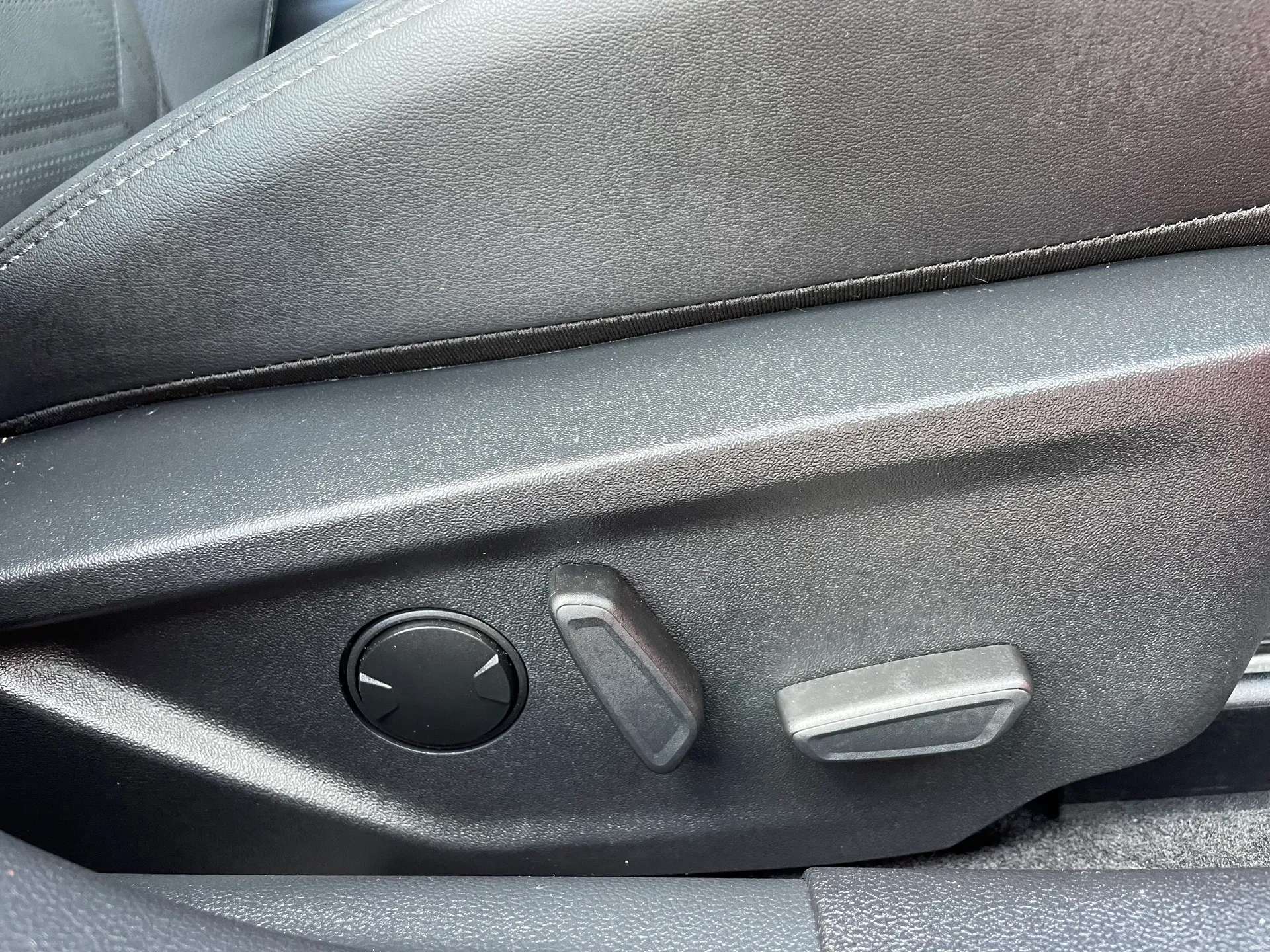 2025 FORD FOCUS 2025 FORD FOCUS