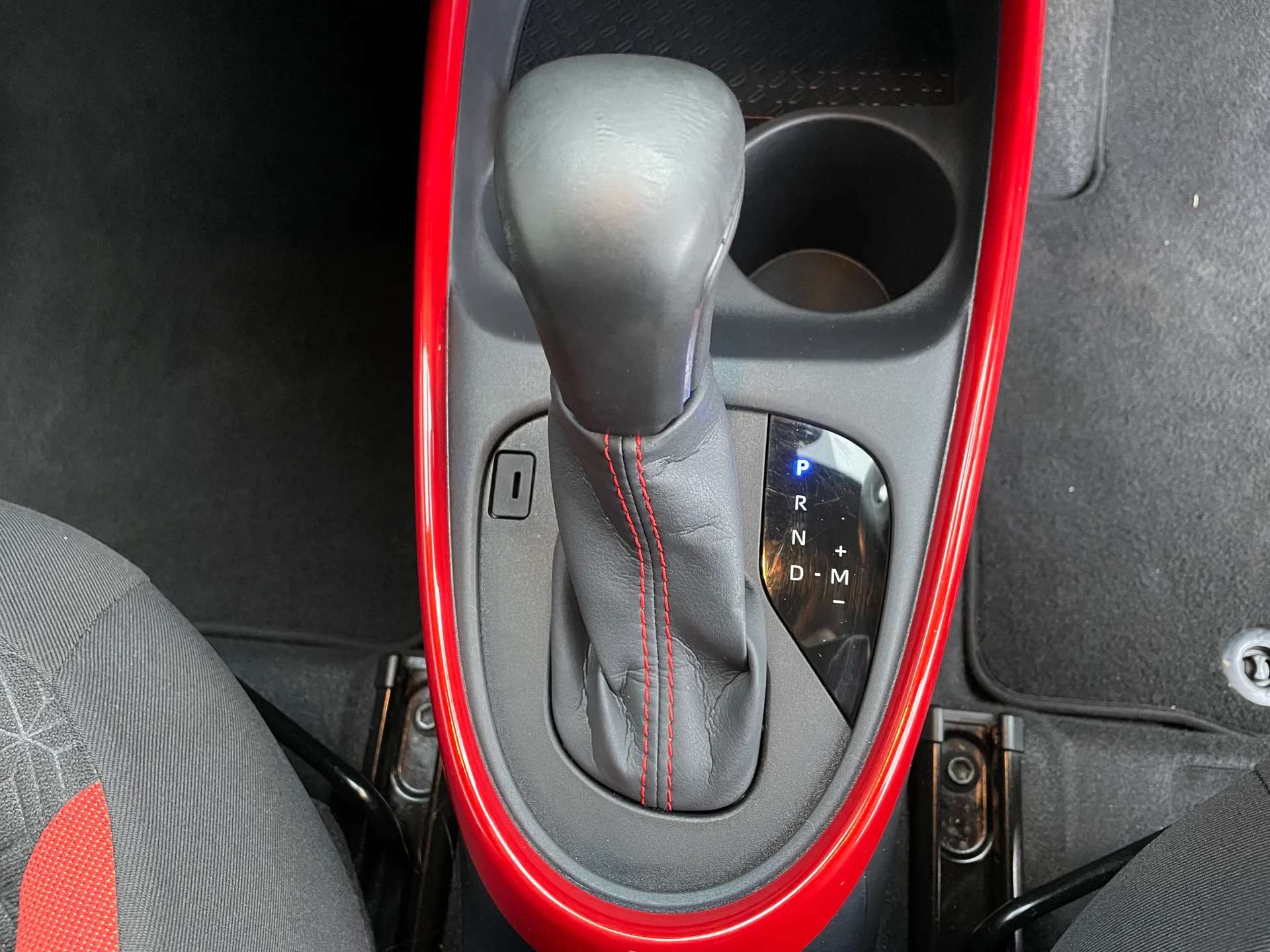 2022 TOYOTA AYGO X 2022 TOYOTA AYGO X