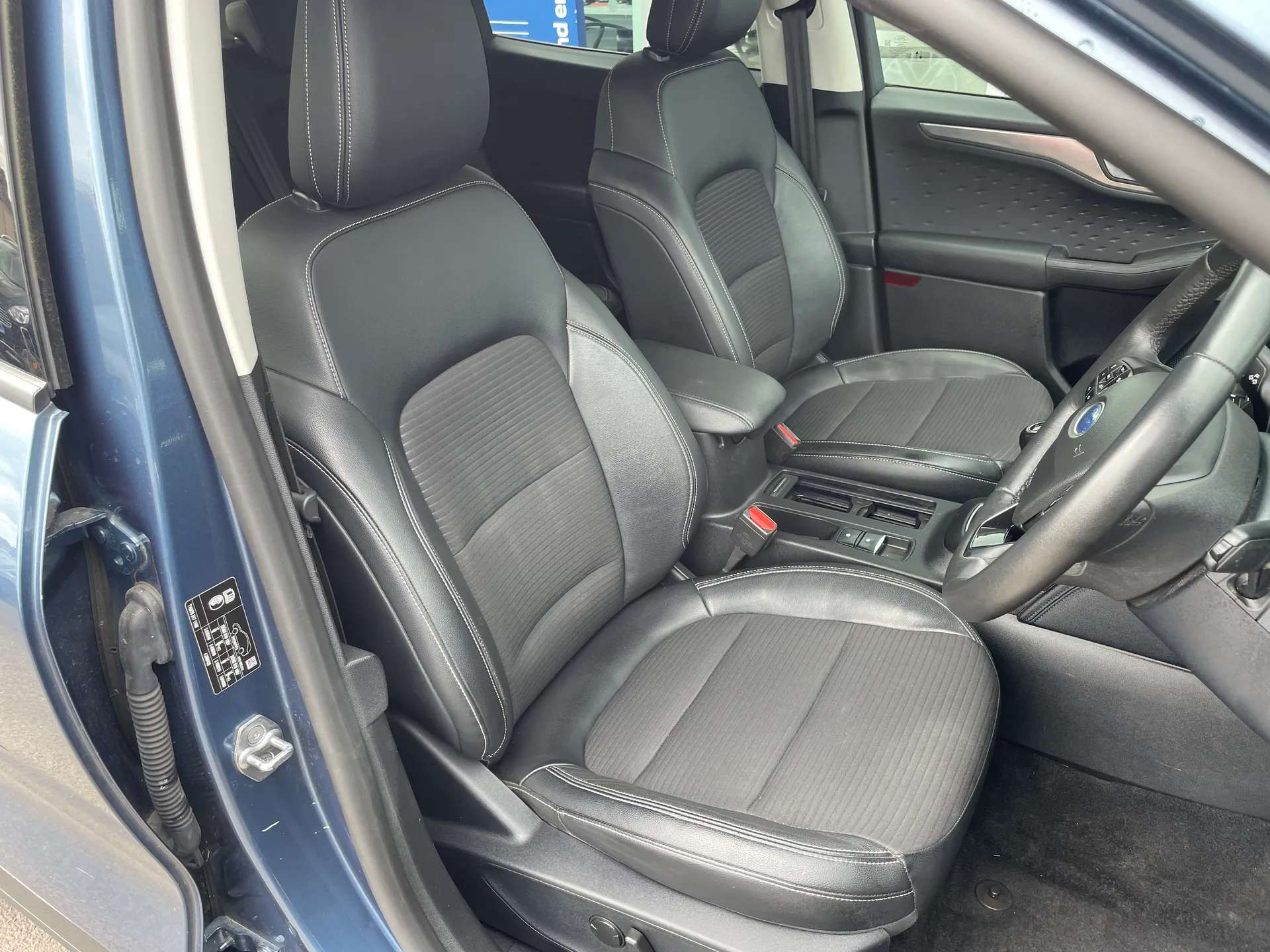 2021 FORD KUGA 2021 FORD KUGA