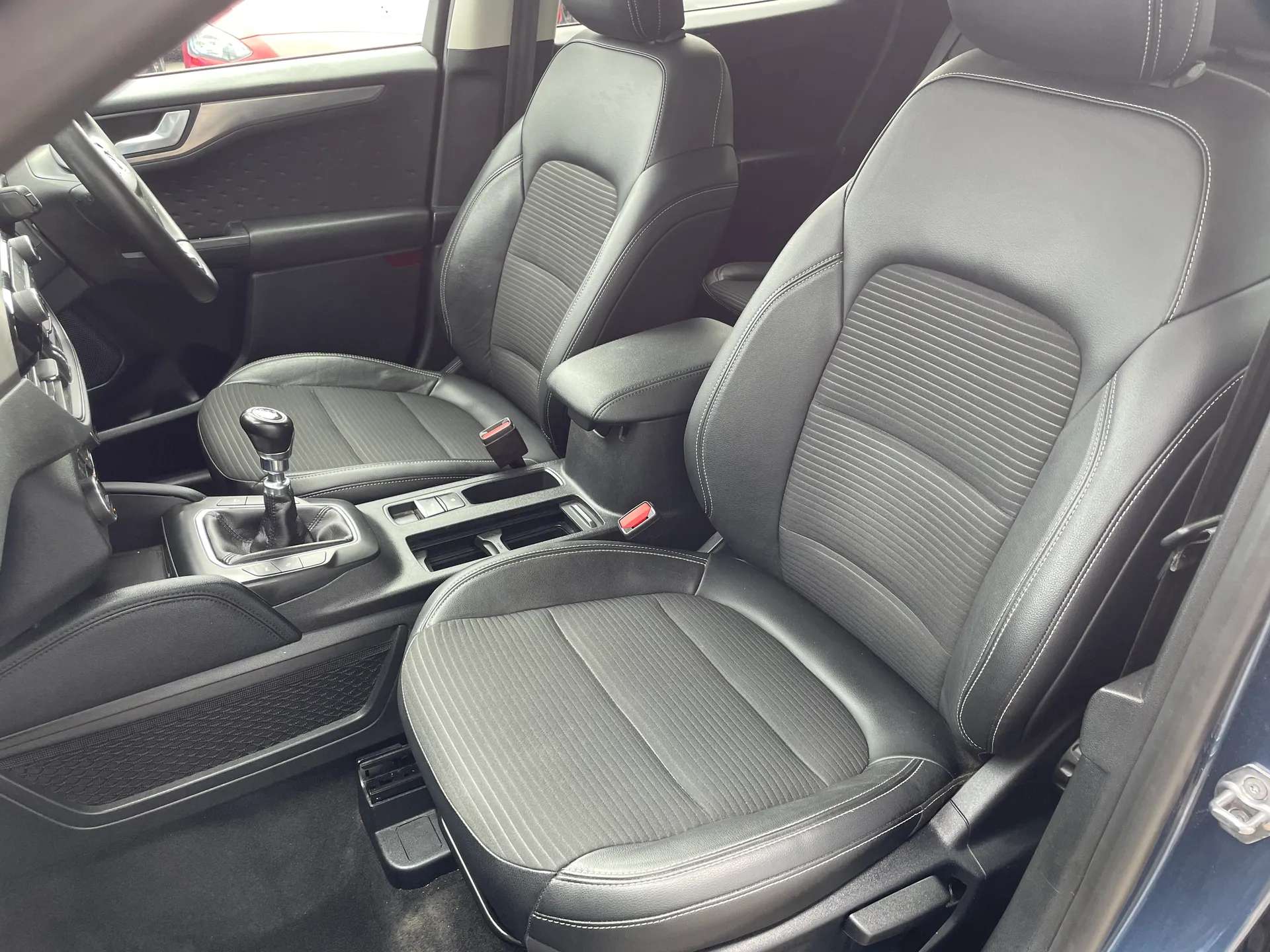 2021 FORD KUGA 2021 FORD KUGA