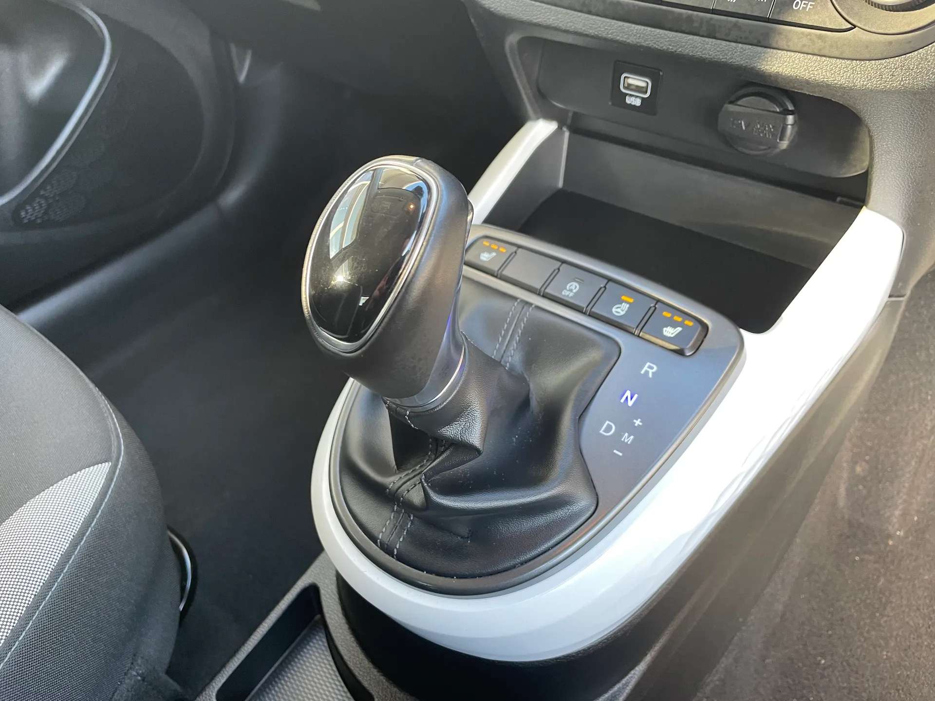 2023 HYUNDAI I10 2023 HYUNDAI I10