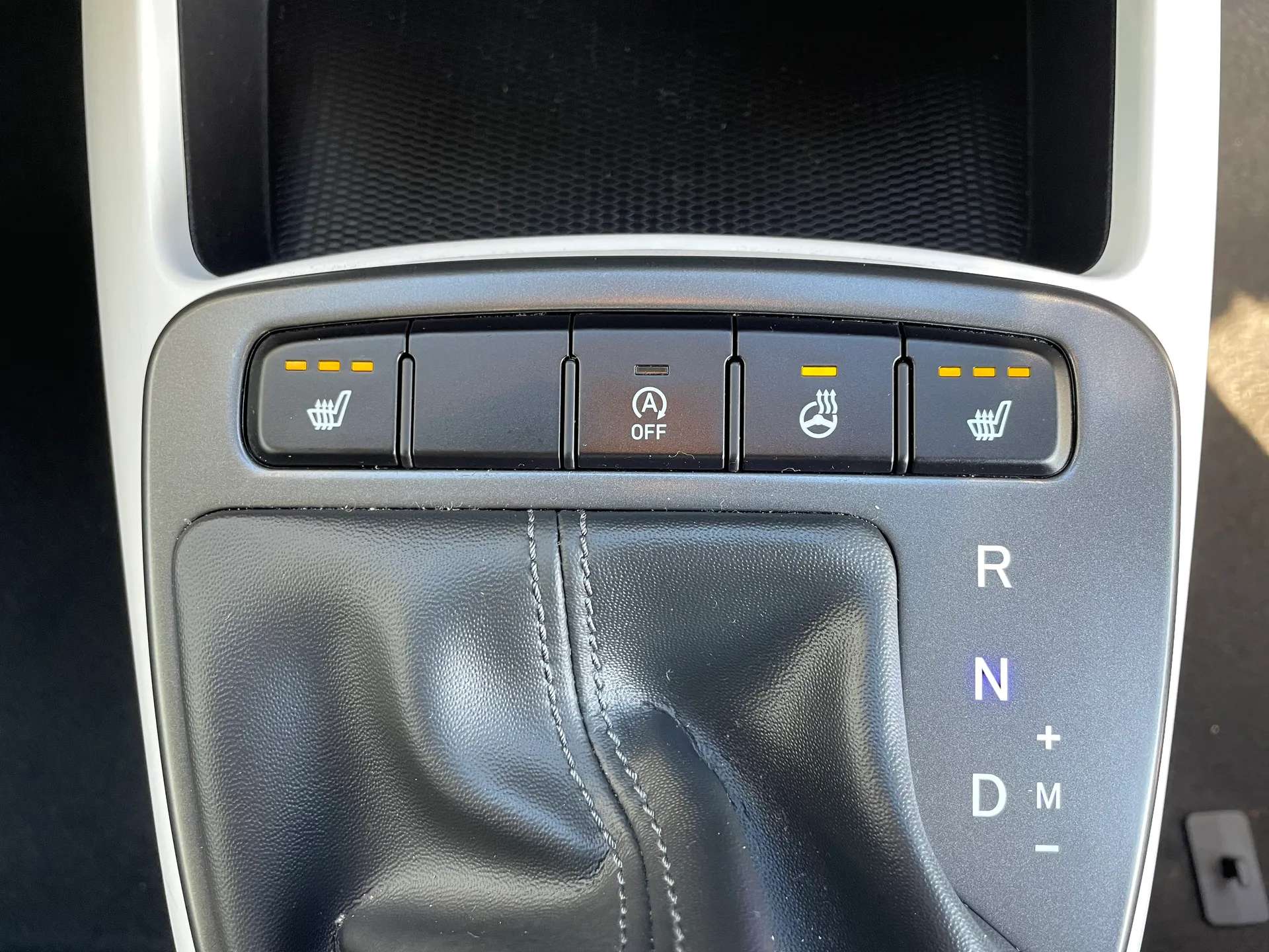 2023 HYUNDAI I10 2023 HYUNDAI I10