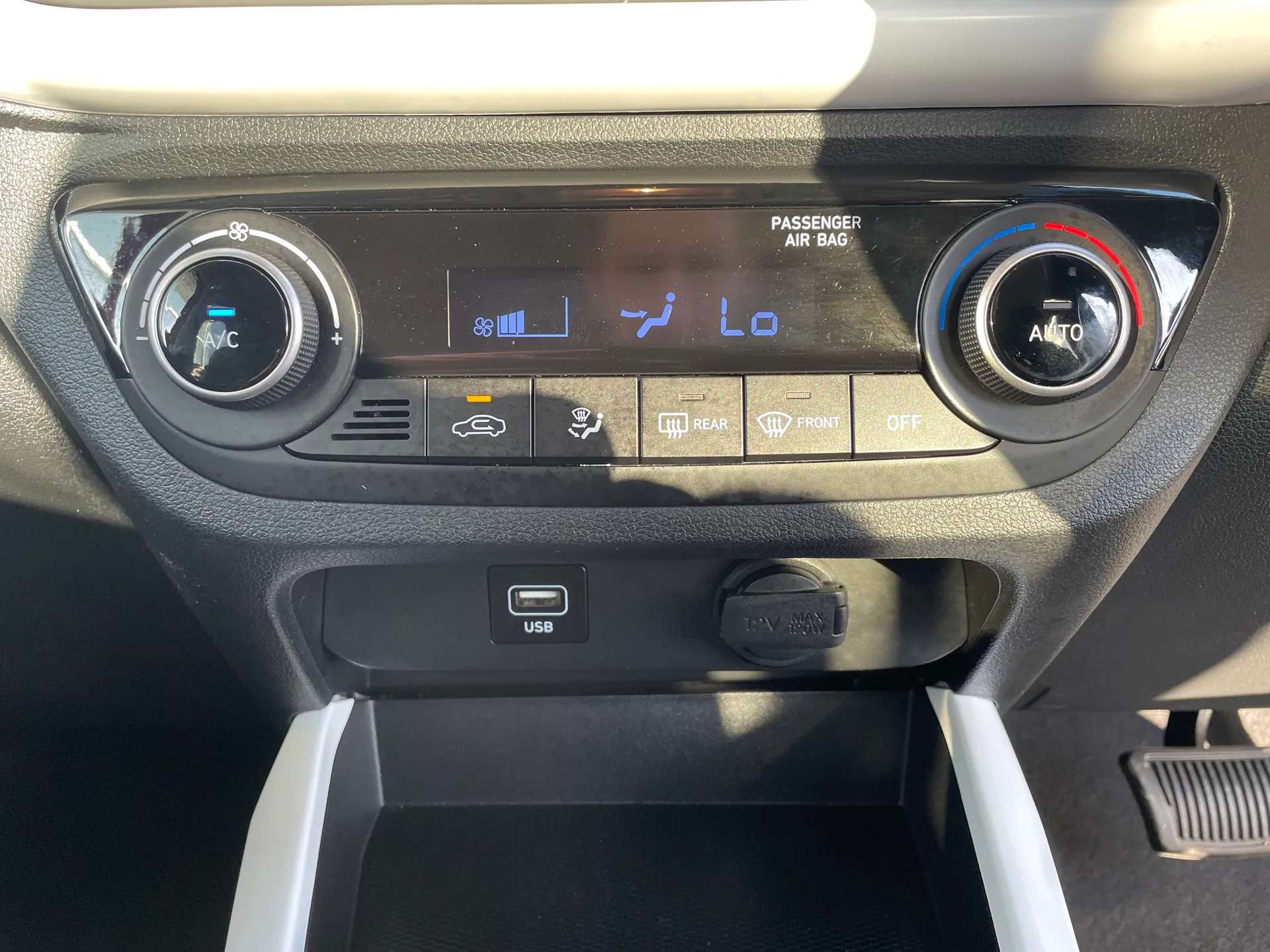 2023 HYUNDAI I10 2023 HYUNDAI I10