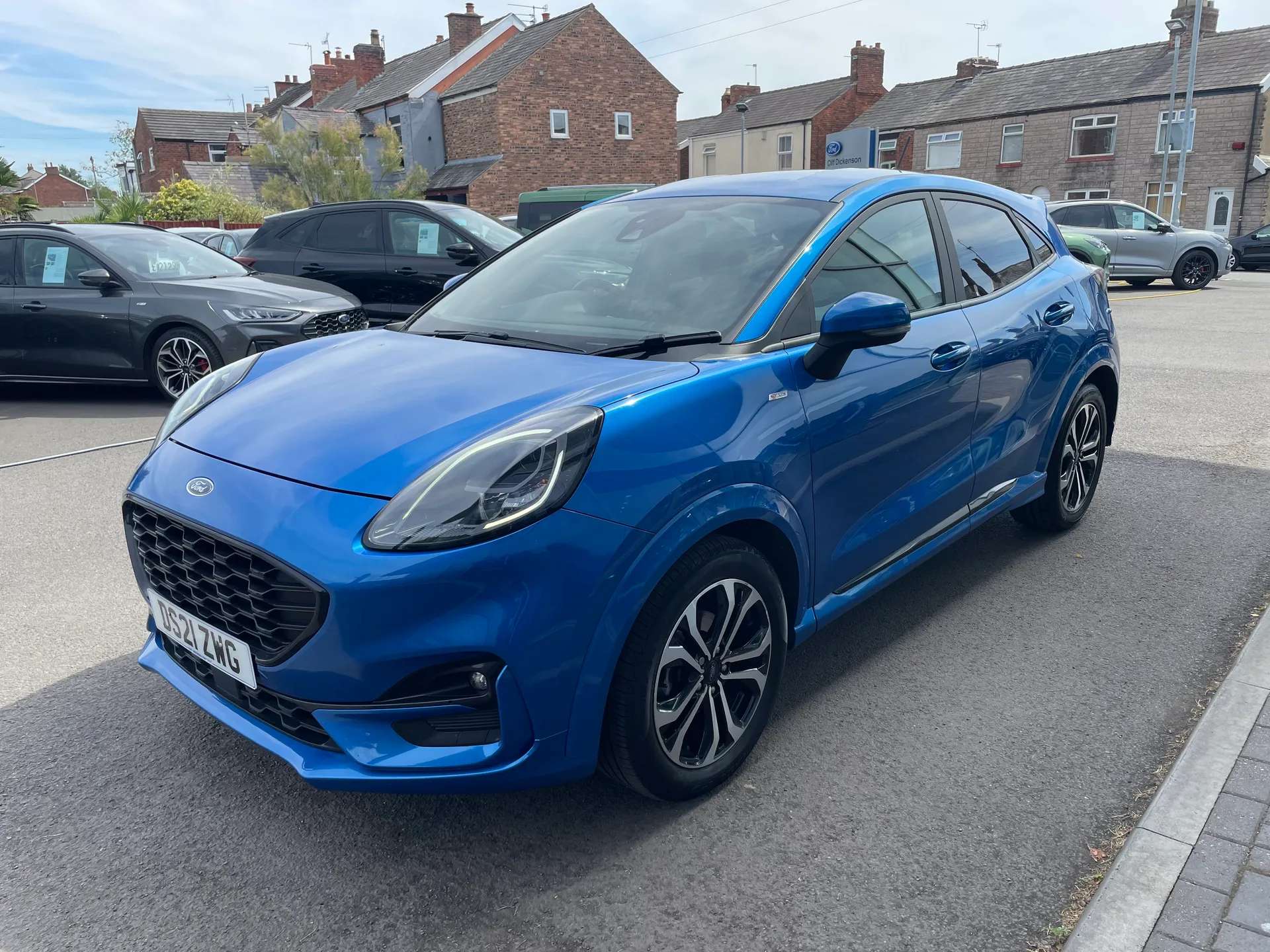 A 2021 FORD PUMA 1.0 EcoBoost Hybrid mHEV ST-Line 5dr A 2021 FORD PUMA 1.0 EcoBoost Hybrid mHEV ST-Line 5dr