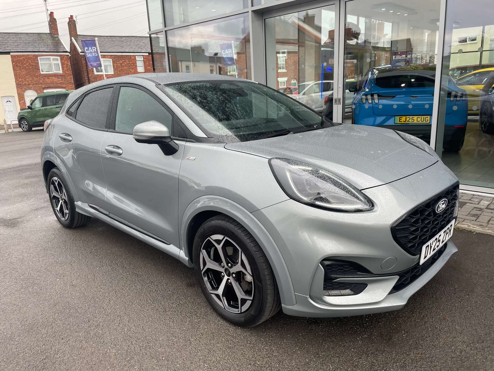 A 2025 FORD PUMA 1.0 EcoBoost Hybrid mHEV ST-Line 5dr A 2025 FORD PUMA 1.0 EcoBoost Hybrid mHEV ST-Line 5dr
