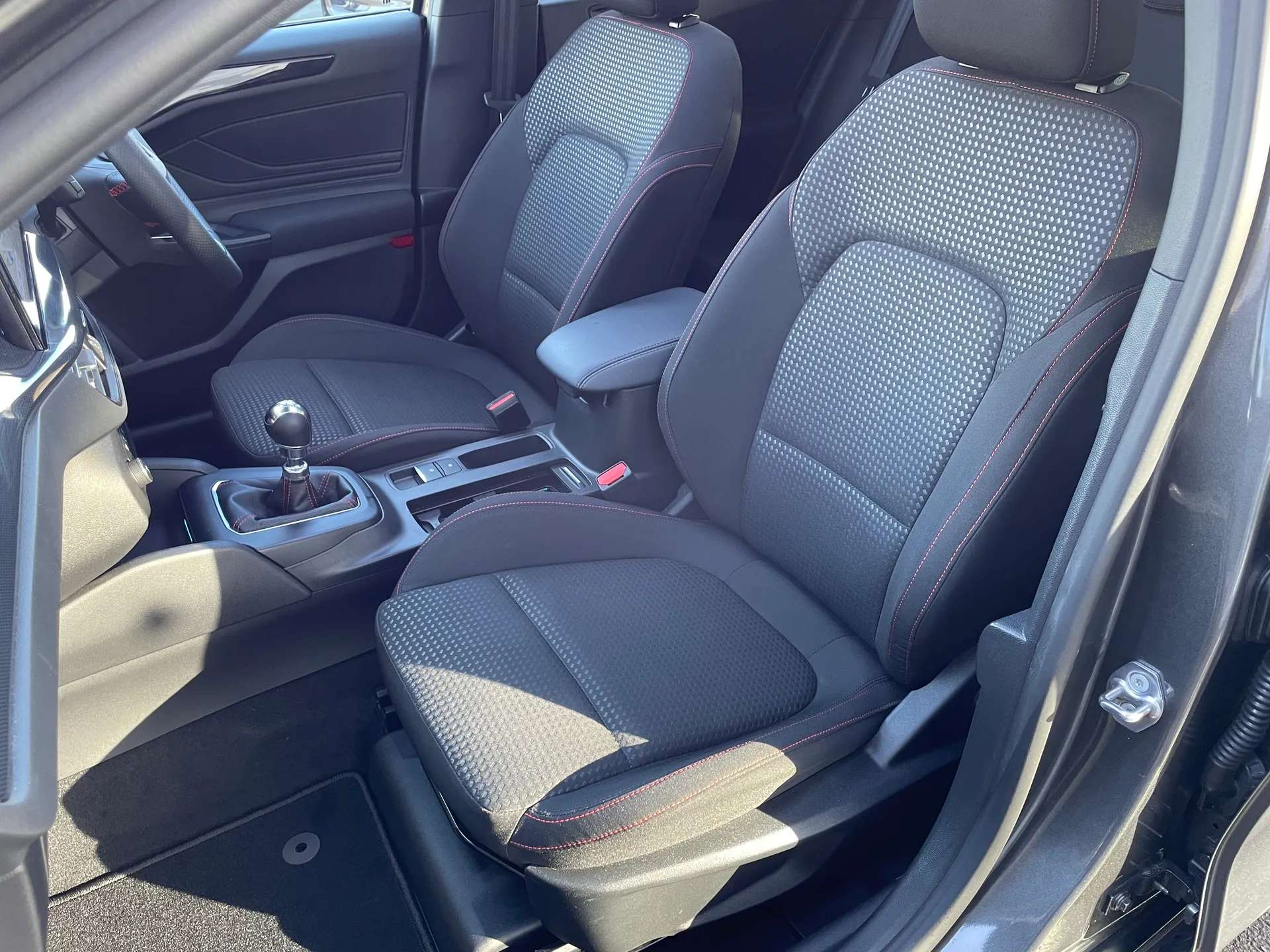 2024 FORD FOCUS 2024 FORD FOCUS