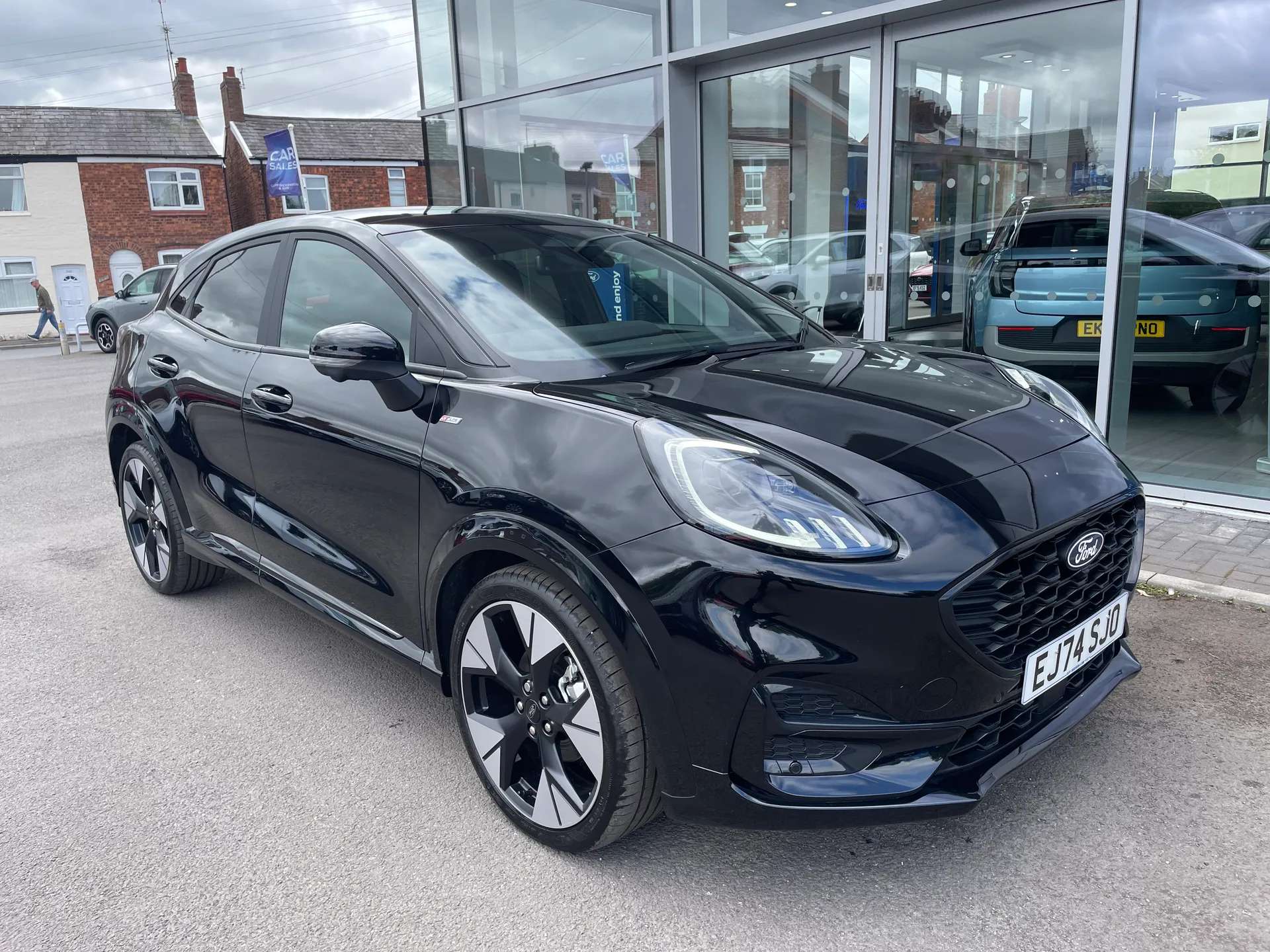 A 2024 FORD PUMA 1.0 EcoBoost Hybrid mHEV ST-Line 5dr A 2024 FORD PUMA 1.0 EcoBoost Hybrid mHEV ST-Line 5dr