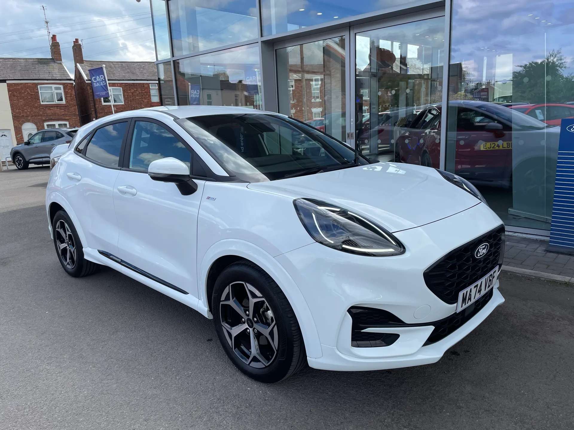 A 2024 FORD PUMA 1.0 EcoBoost Hybrid mHEV ST-Line 5dr A 2024 FORD PUMA 1.0 EcoBoost Hybrid mHEV ST-Line 5dr