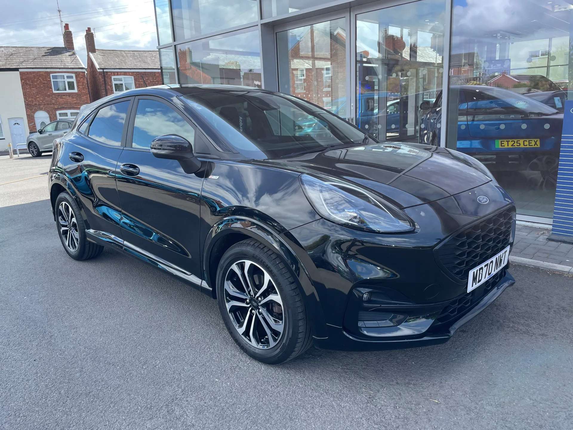 A 2021 FORD PUMA 1.0 EcoBoost Hybrid mHEV ST-Line 5dr A 2021 FORD PUMA 1.0 EcoBoost Hybrid mHEV ST-Line 5dr