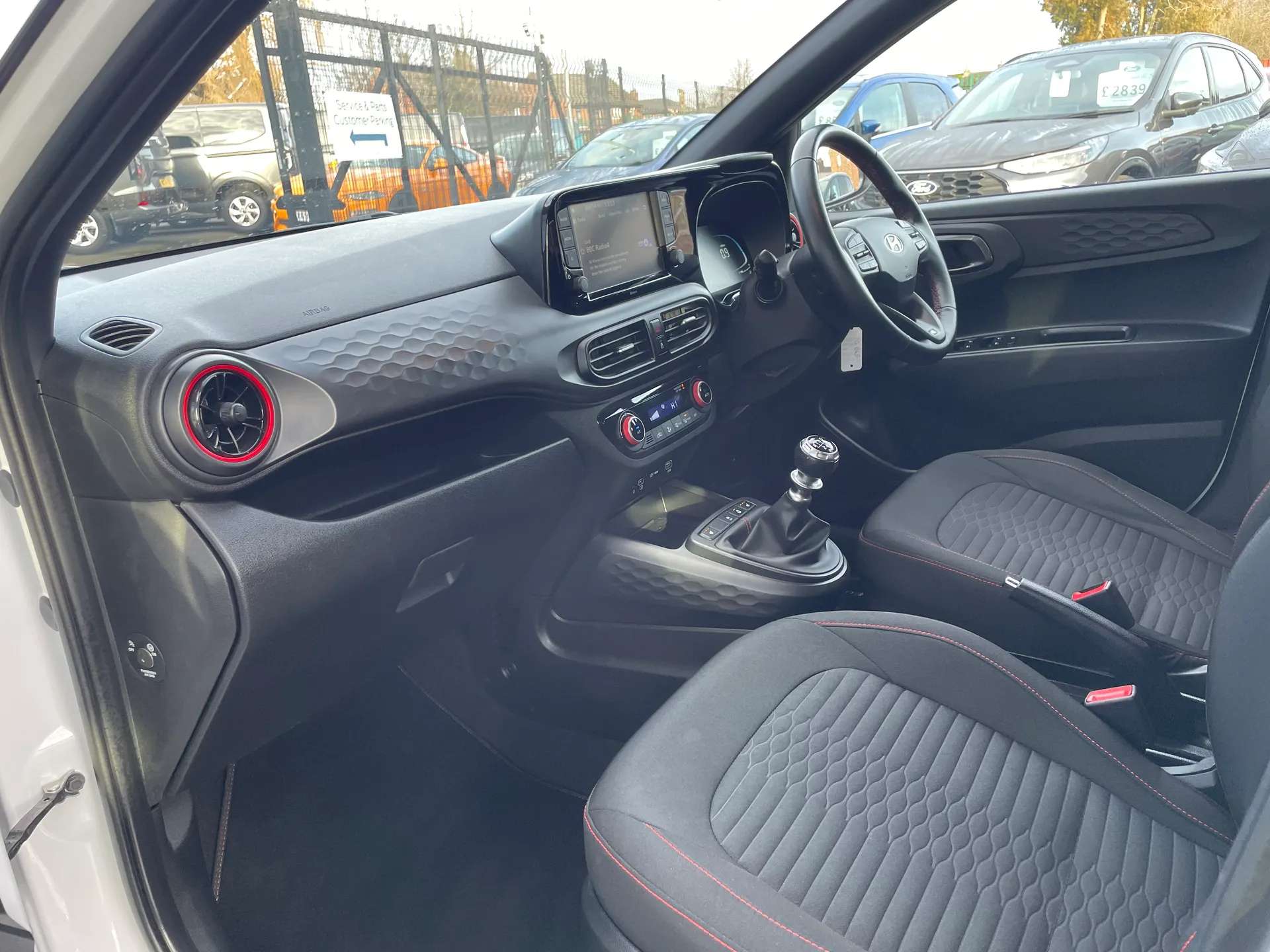 2023 HYUNDAI I10 2023 HYUNDAI I10