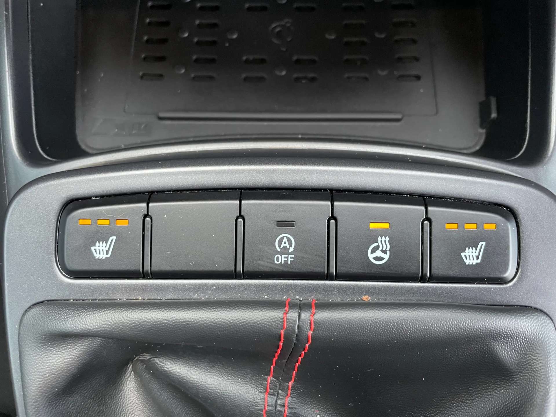 2023 HYUNDAI I10 2023 HYUNDAI I10