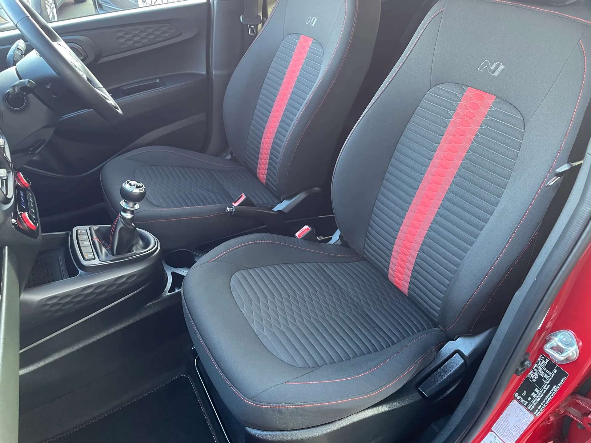 2024 HYUNDAI I10 2024 HYUNDAI I10