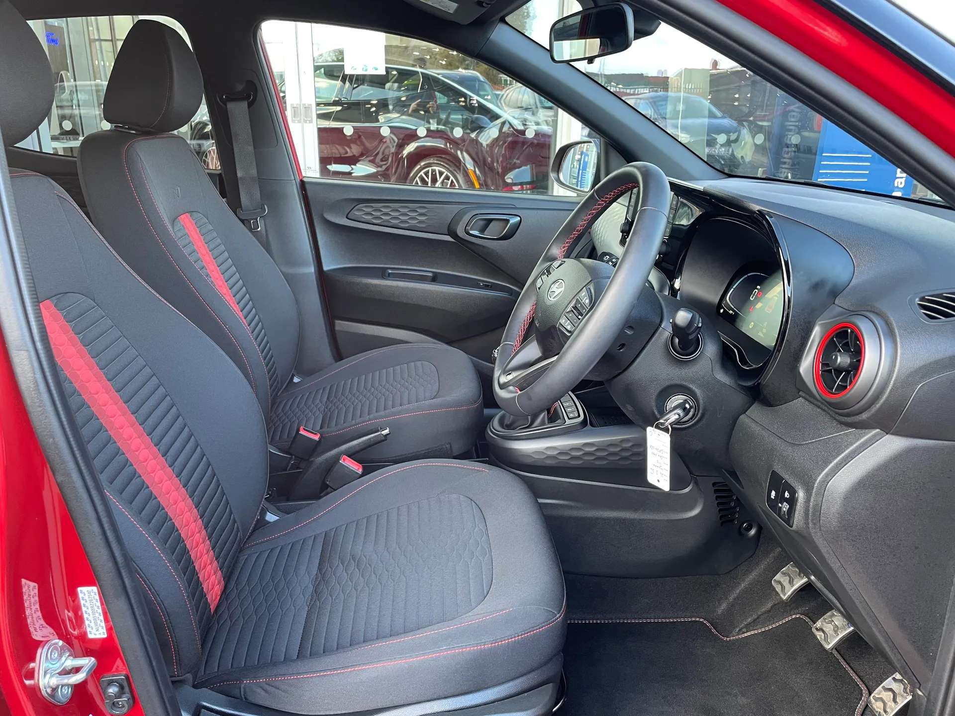 2024 HYUNDAI I10 2024 HYUNDAI I10