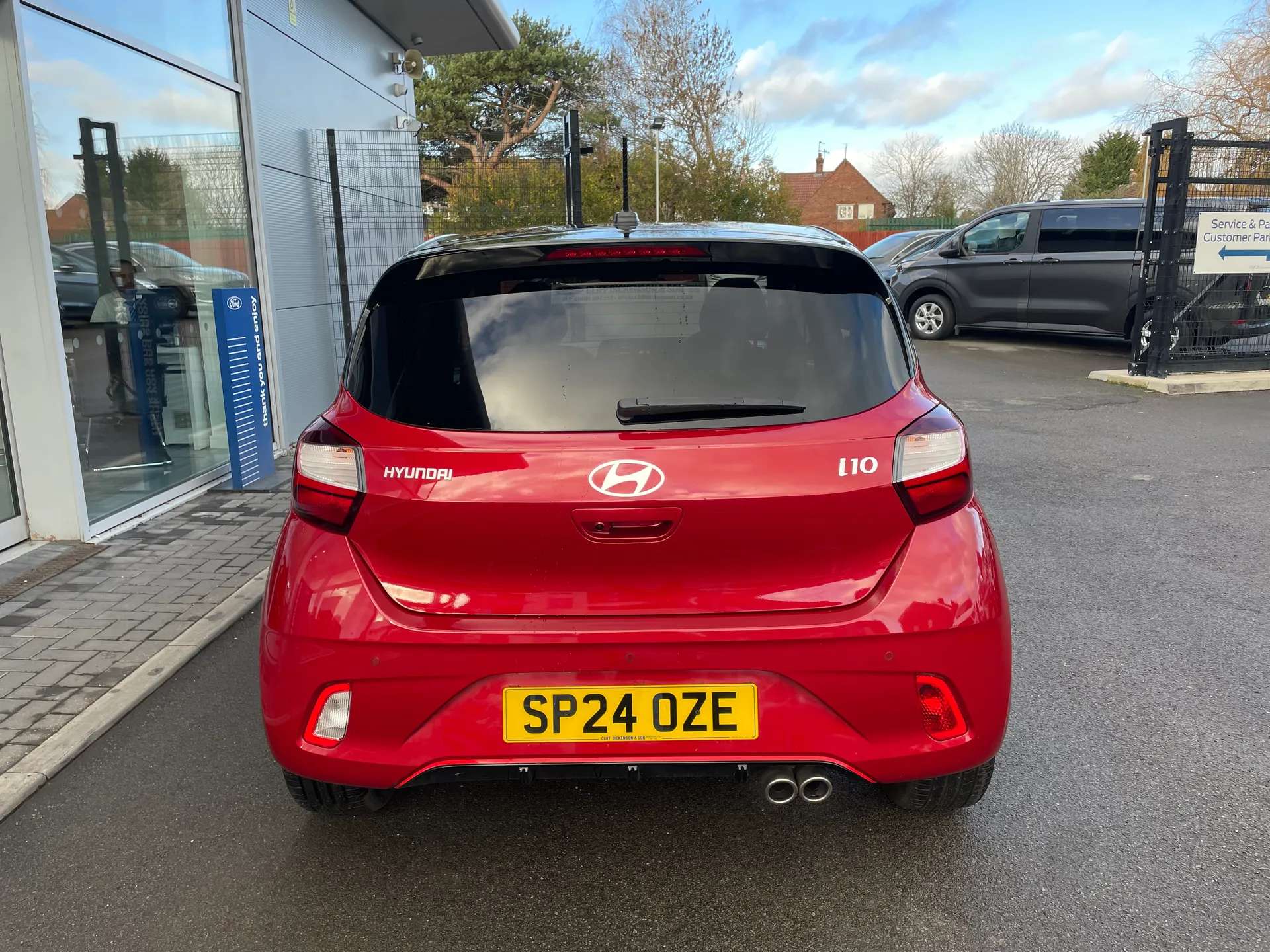 2024 HYUNDAI I10 2024 HYUNDAI I10