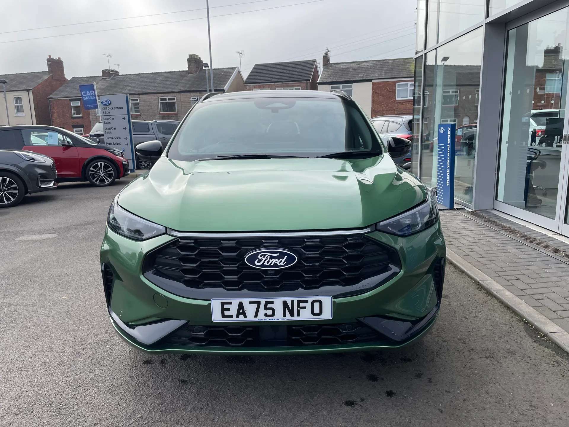 A 2025 FORD KUGA 2.5 FHEV ST-Line X Black Package 5dr 4WD CVT A 2025 FORD KUGA 2.5 FHEV ST-Line X Black Package 5dr 4WD CVT