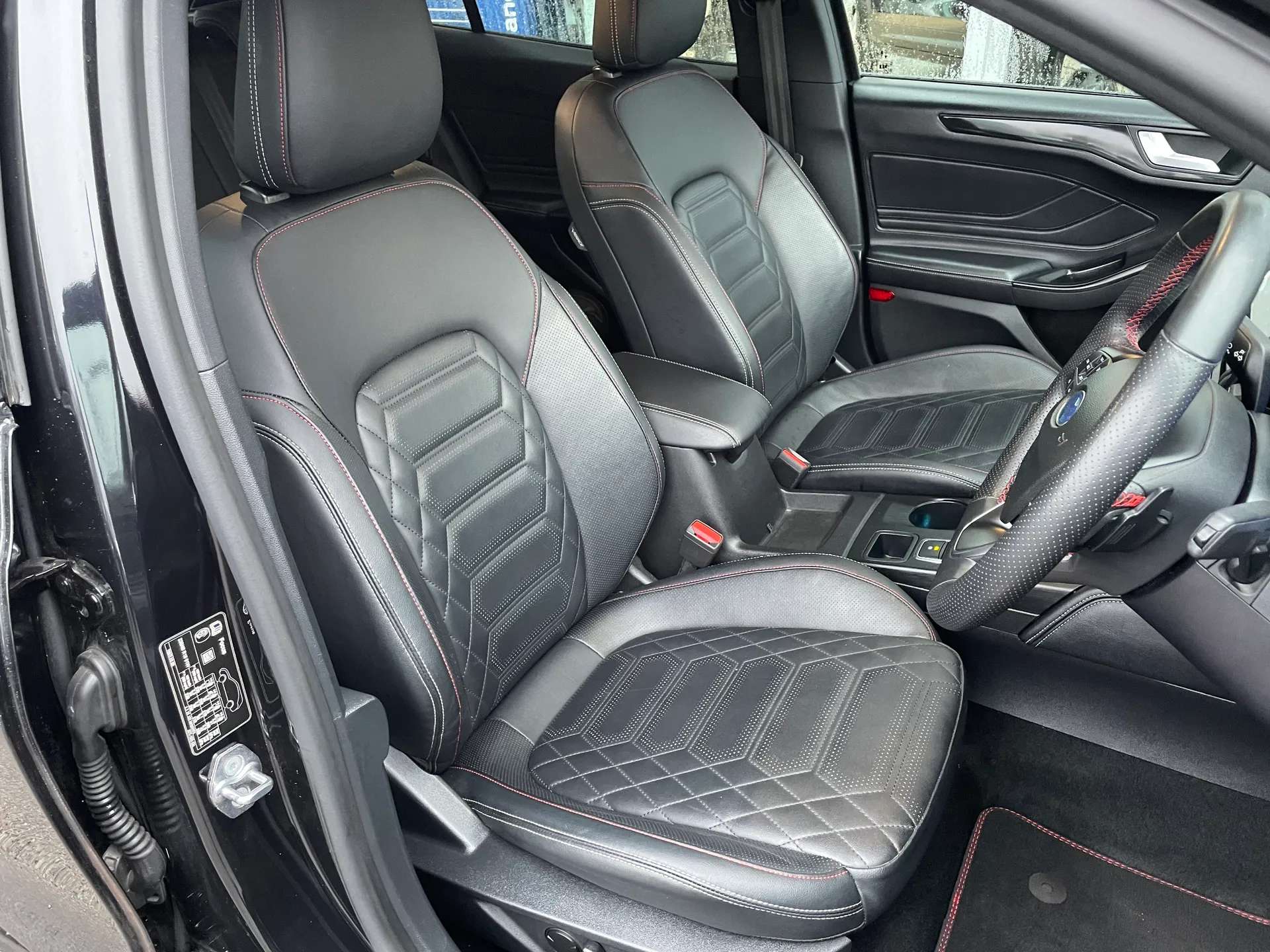 2022 FORD FOCUS 2022 FORD FOCUS