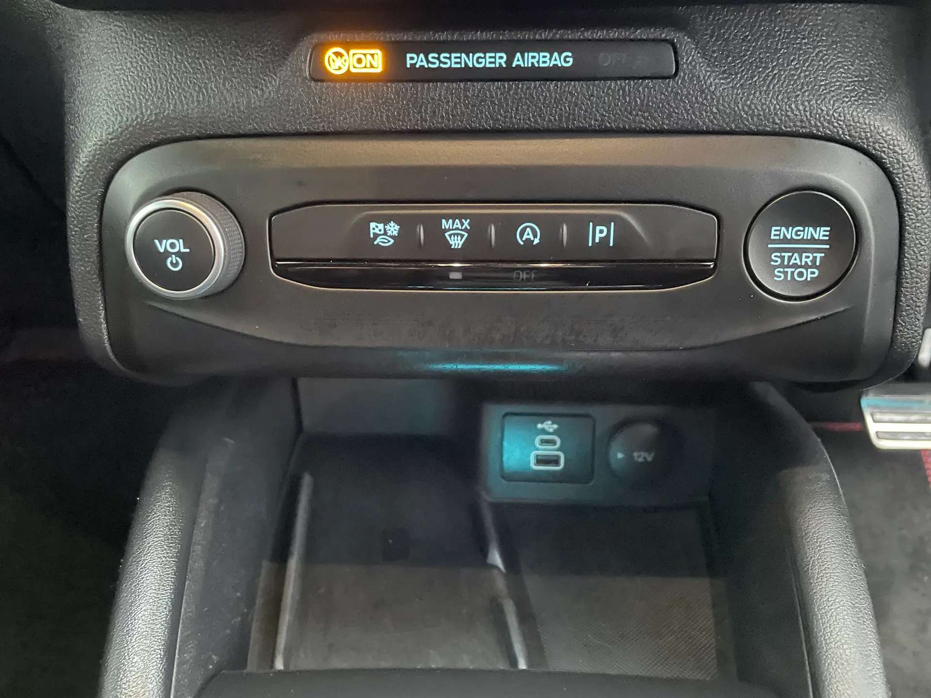 2022 FORD FOCUS 2022 FORD FOCUS