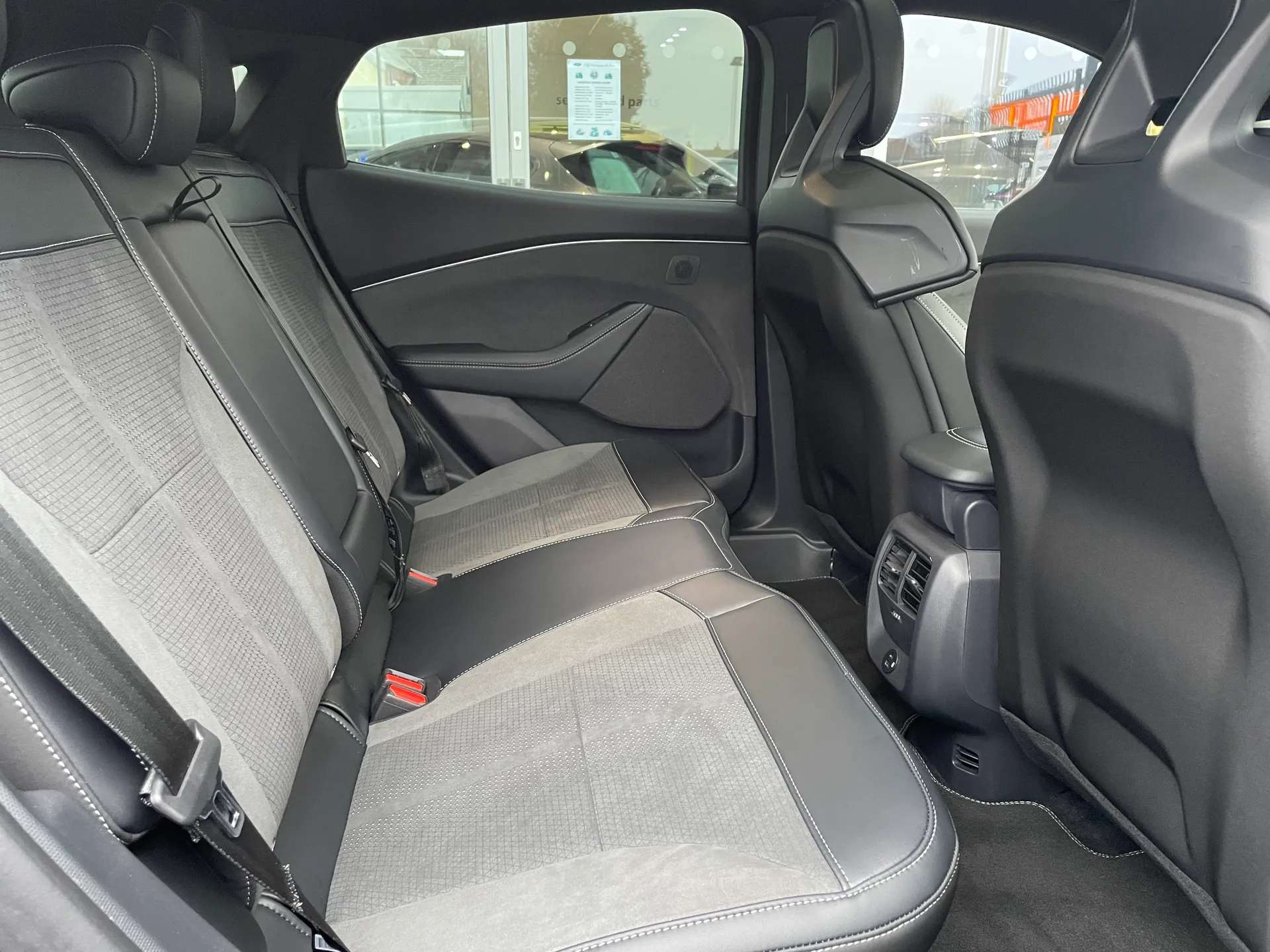 2025 FORD MUSTANG MACH-E 2025 FORD MUSTANG MACH-E