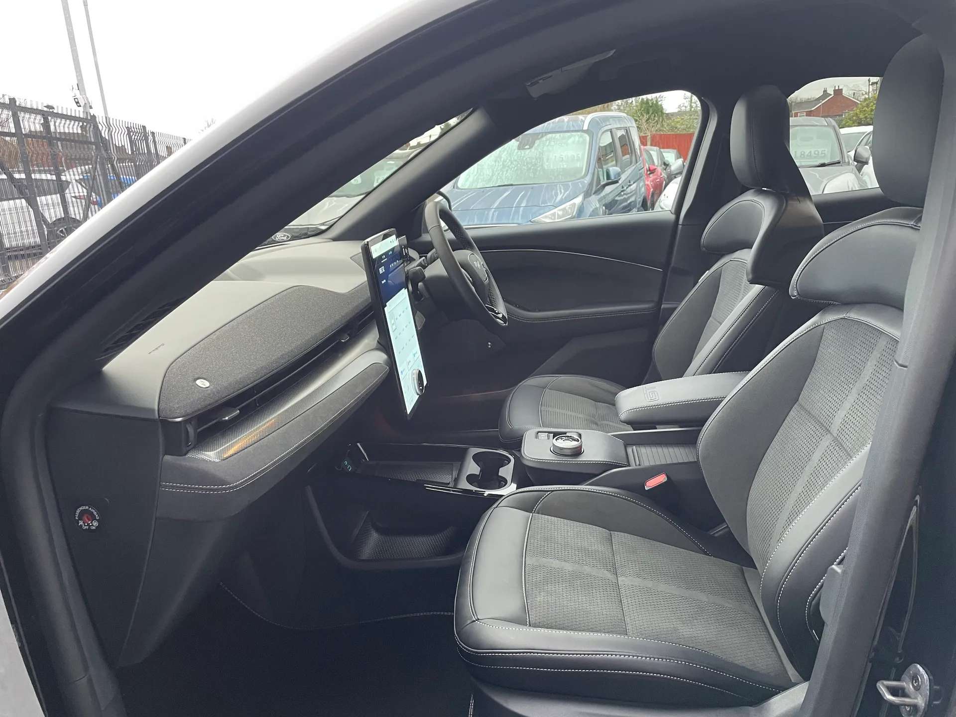 2025 FORD MUSTANG MACH-E 2025 FORD MUSTANG MACH-E