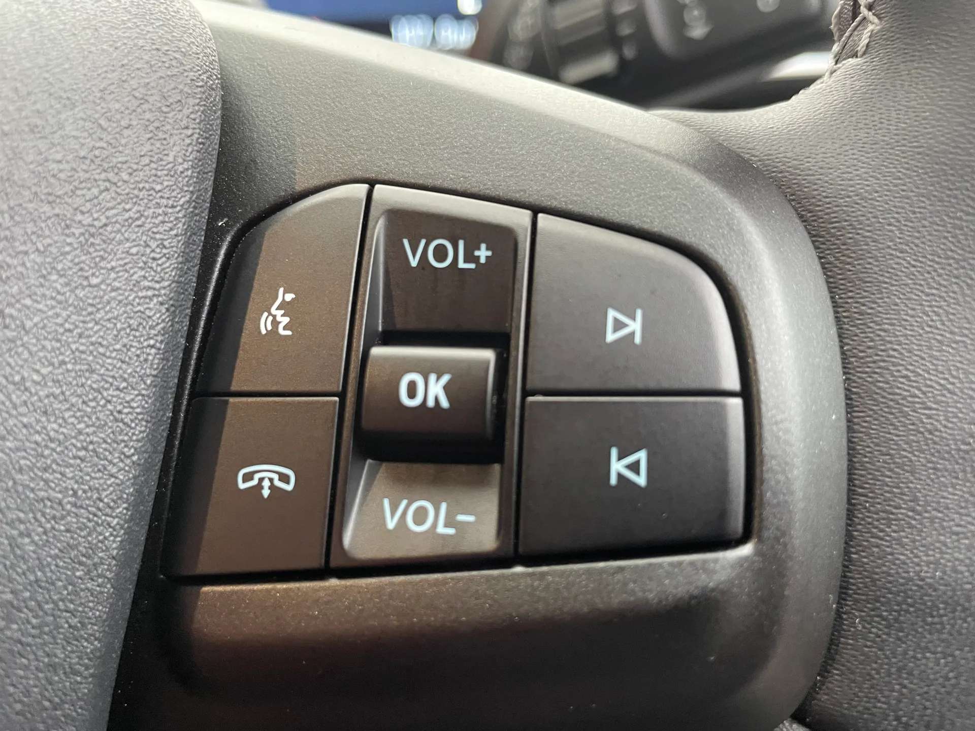 2025 FORD MUSTANG MACH-E 2025 FORD MUSTANG MACH-E